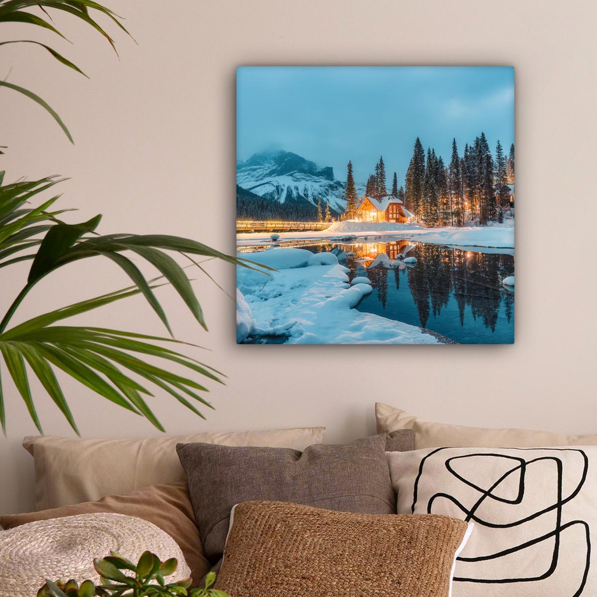 LEINWANDBILD Winterlandschaft - Natur - Haus - Berge - Schnee Wandbild Wohnzimmer 50x50 cm - Hellblau, Textil (50/50cm) - MuchoWow