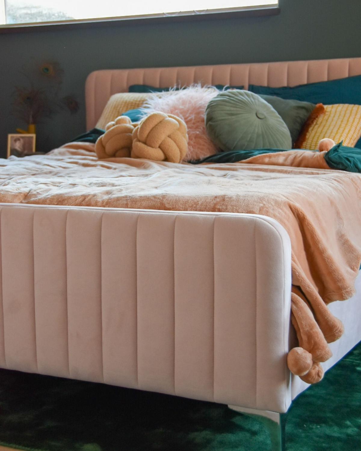 POLSTERBETT 180/200cm Pastellrosa Lunan - Pink, Textil (180/200cm) - Beliani