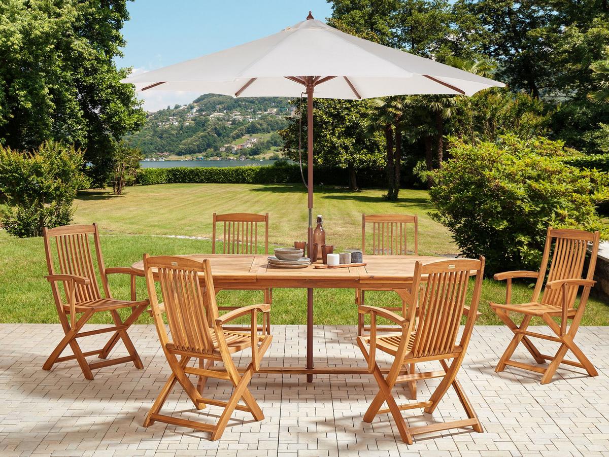 GARTENTISCH-SET 6-Sitzer Heller Holzfarbton mit Sonnenschirm Maui II - Hellbraun/Beige, Holz - Beliani