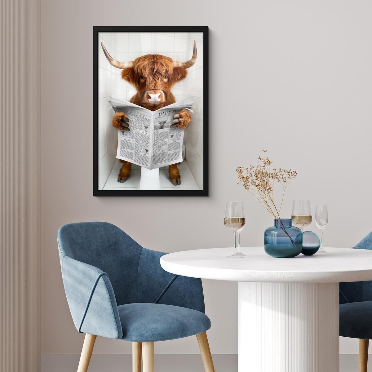POSTER MIT RAHMEN Schottischer Highlander - Tier - Zeitung - Toilette Bilder mit Rahmen 40x60 cm - Kastanienfarben, Papier (40/60cm) - MuchoWow