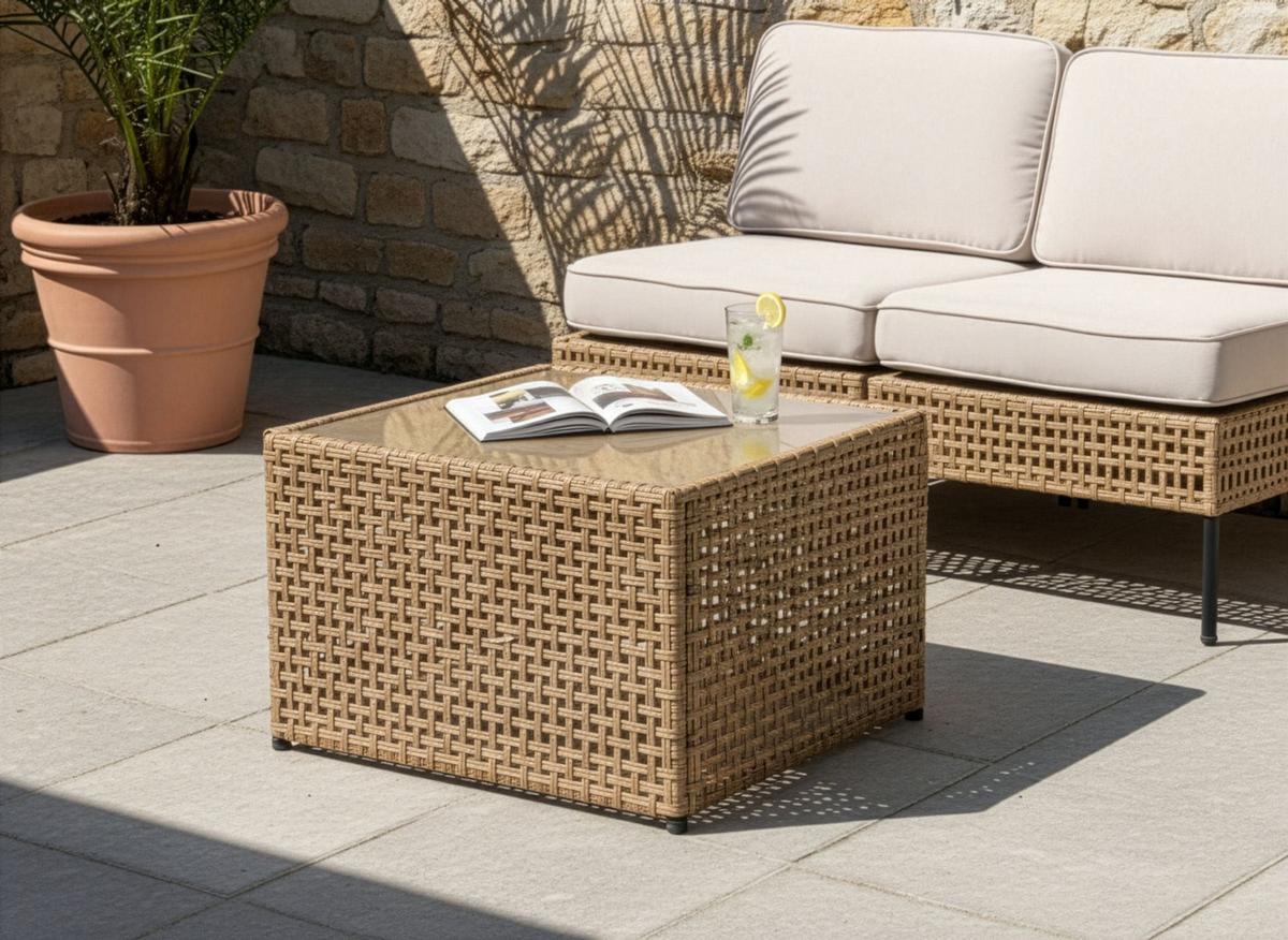 COUCHTISCH outdoor 66/66 cm Polyrattan Beige Omegana - Beige, Glas (66/66/43cm) - Beliani