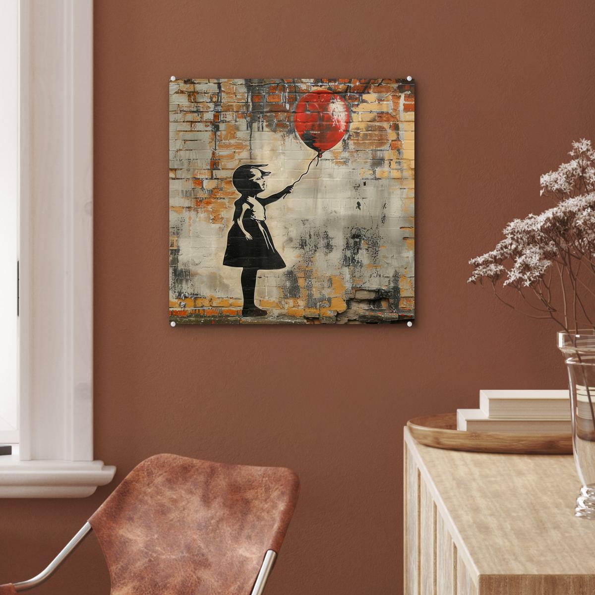 ACRYLGLASBILD Graffiti - Banksy - Mädchen - Straßenkunst 50x50 cm - Sandfarben, Glas (50/50cm) - MuchoWow