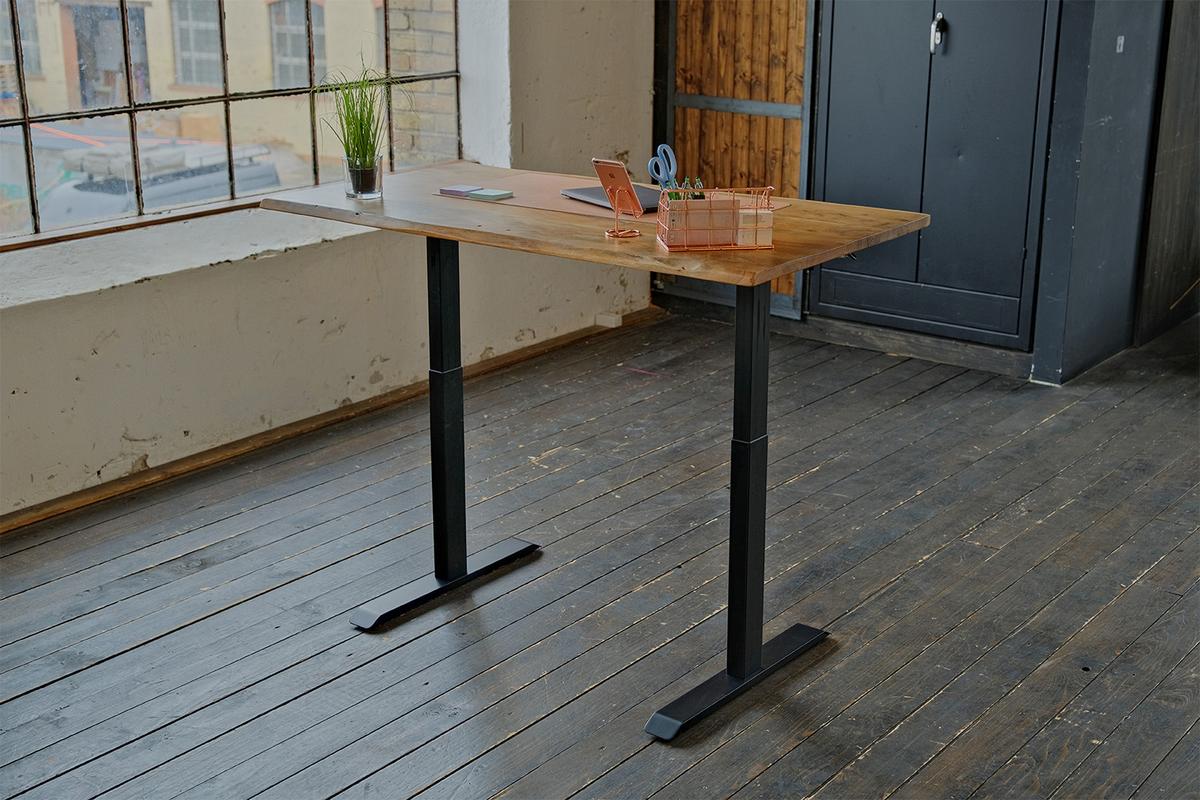 SCHREIBTISCH LORA elektrisch höhenverstellbar Holz Akazie - Zwetschgeholzfarben/Schwarz, Holz (90/180/72cm) - KAWOLA
