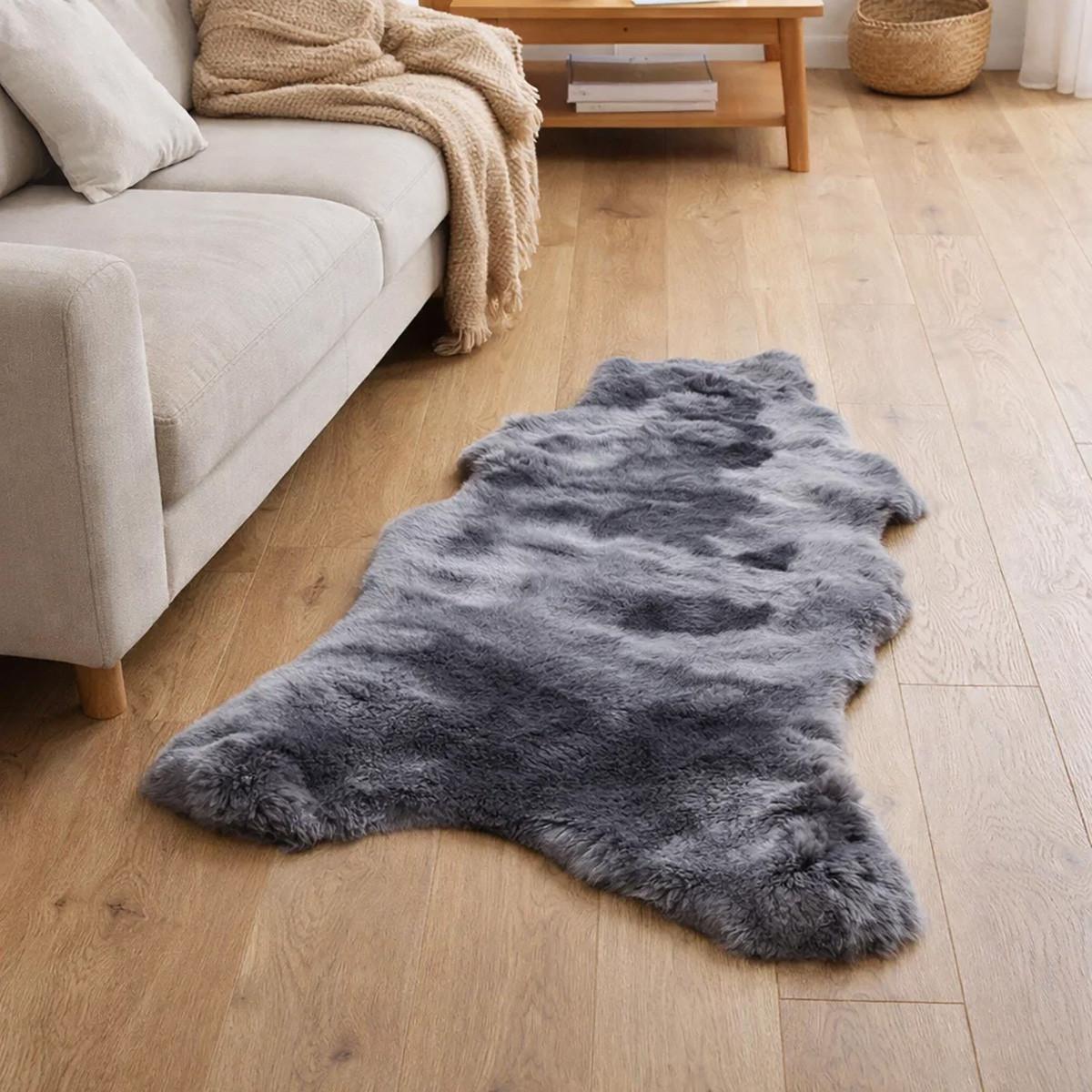 FELL Merino Lammfell Schaffell Grau ca. 105 cm - Grau, Fell (55/105cm) - Provellus