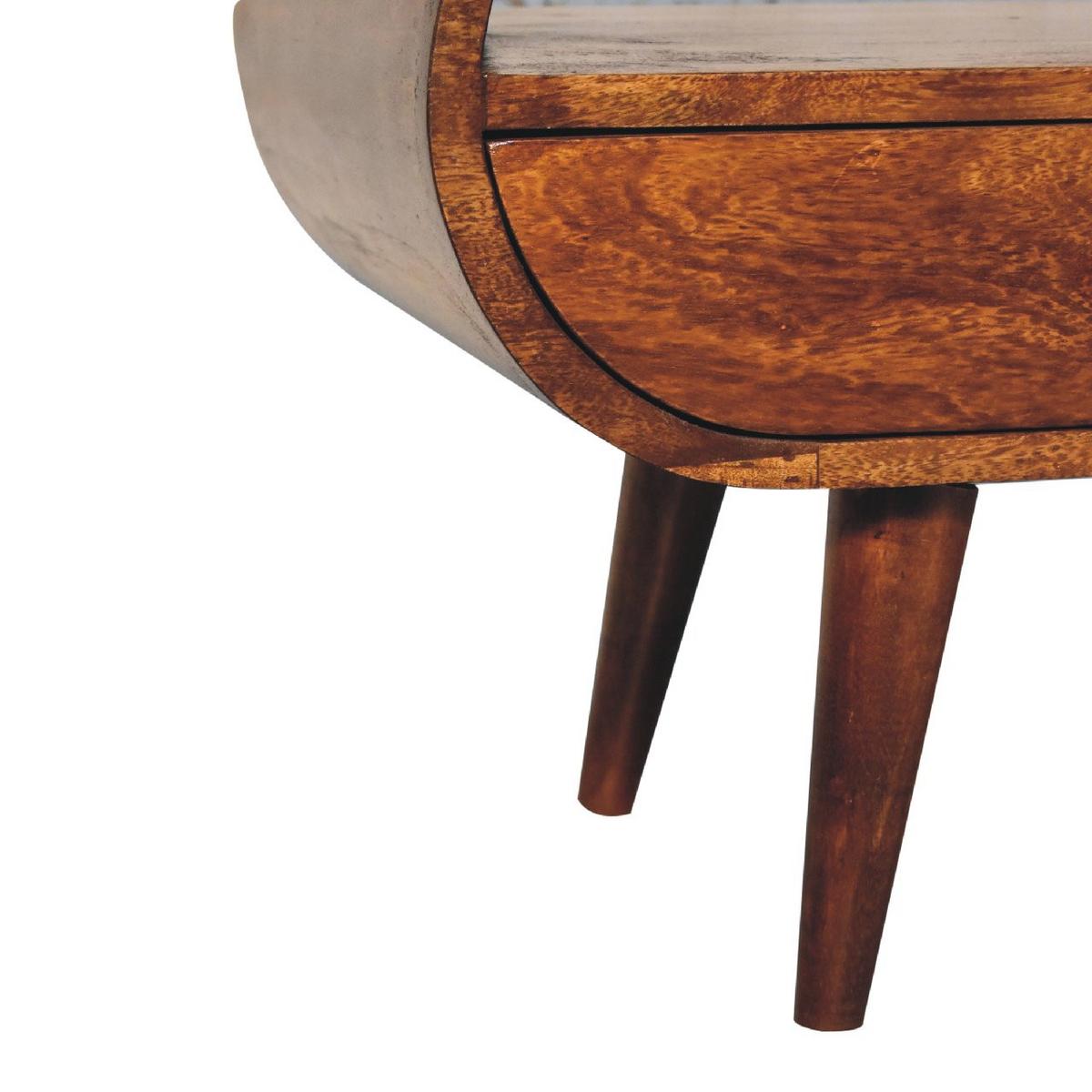 RUNDER TV-Ständer im Kastanienholz-Finish, 2 Schubladen, 1 Offenes Fach, Nordische Beine - Kastanienfarben/Messingfarben, Holz/Metall (90/45/35cm) - Artisan Furniture
