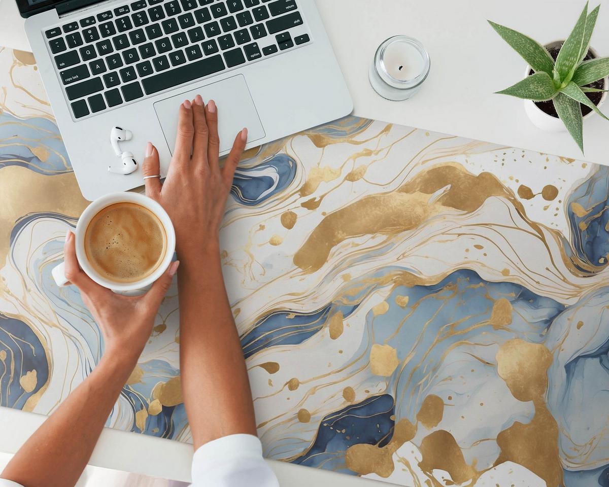 SCHREIBTISCHUNTERLAGE 120x60 cm Blau - Goldfarben/Hellblau, Kunststoff (120/60/1.6cm) - Wallfluent