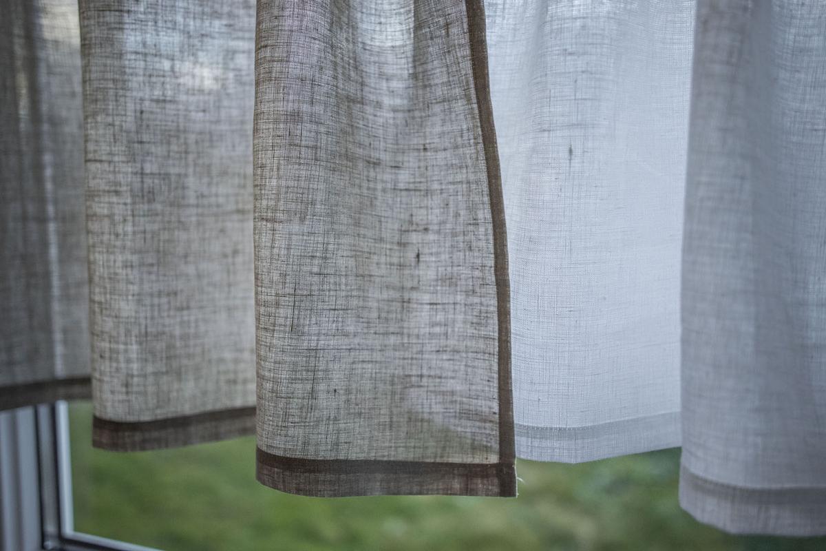 SCHEIBENGARDINE reines Leinen leinen-taupe 85/45 cm - Taupe, Naturmaterialien (45/85cm) - beties Heimtextil