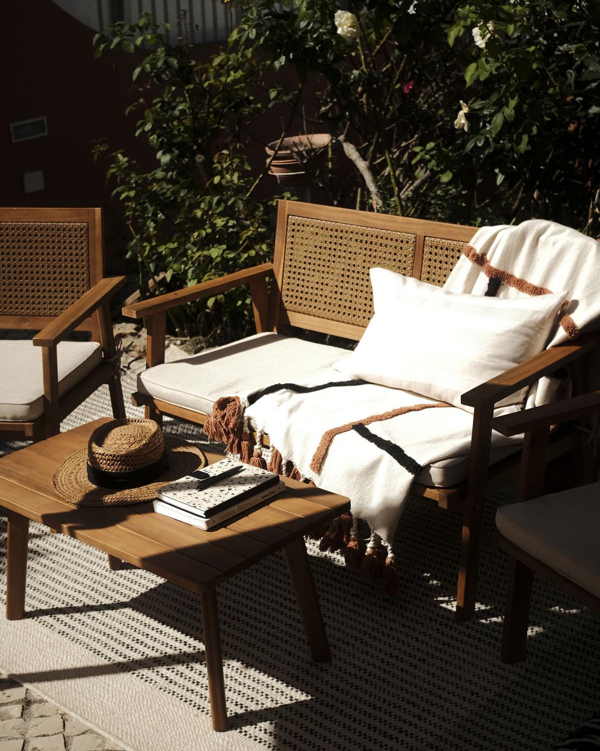 4-SITZER LOUNGE SET Akazienholz Helles Beige Arenella - Hellbraun/Beige, Holz - Beliani