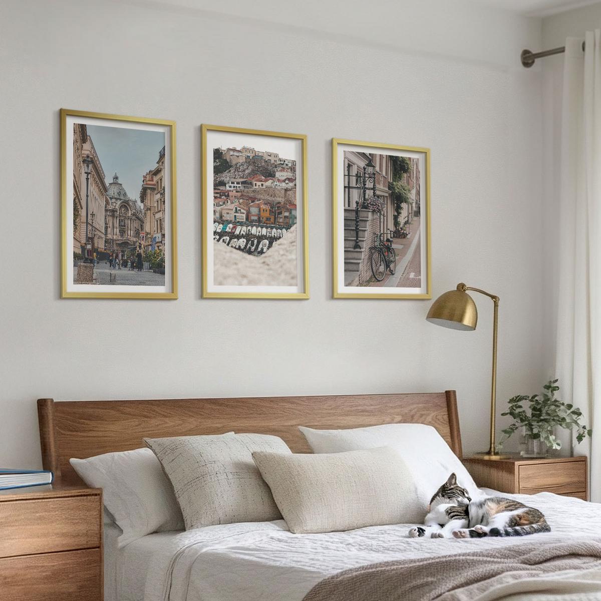 BILDER SET 3er Set - 40x60 cm Goldrahmen - Die charmanten Straßen des Hafens der Stadt - Goldfarben, Kunststoff (40/60cm) - TULUP