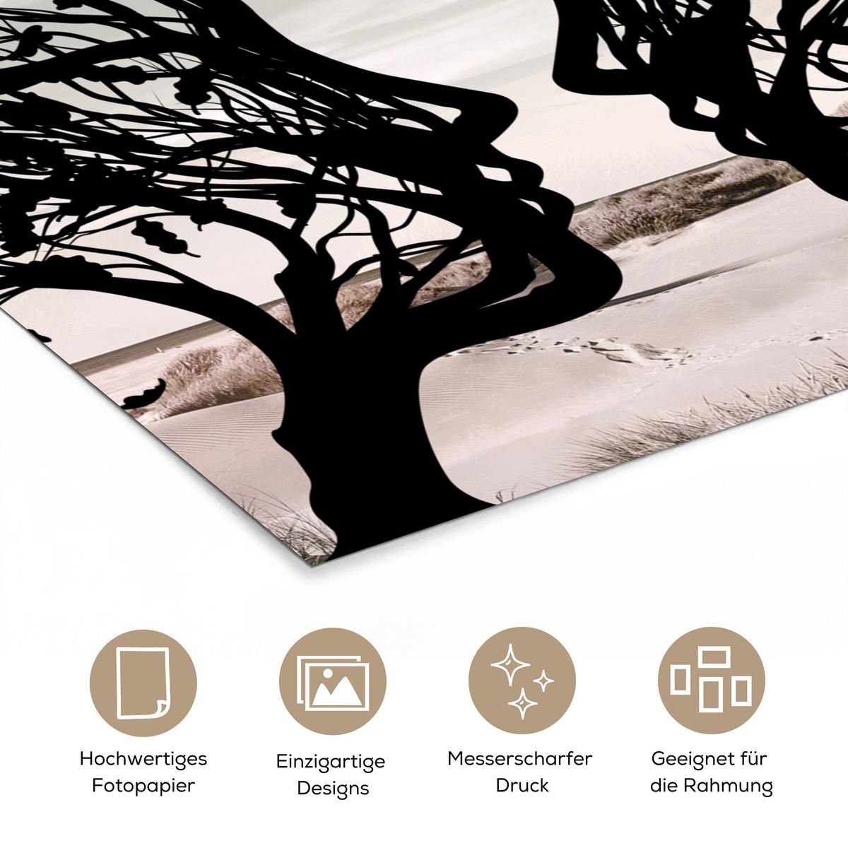 POSTER Strand - Meer - Menschen - Baum - Moderne Kunst Deko Wohnzimmer 60x80 cm - Hellgrau, Papier (60/80/0.1cm) - MuchoWow
