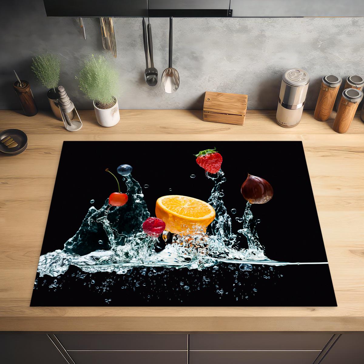 HERDABDECKPLATTE Wasser - Obst - Orange - Erdbeere - Kirsche - Schwarz Induktionsmatte 77x59 cm - Orange, Kunststoff (77/59/0.2cm) - MuchoWow