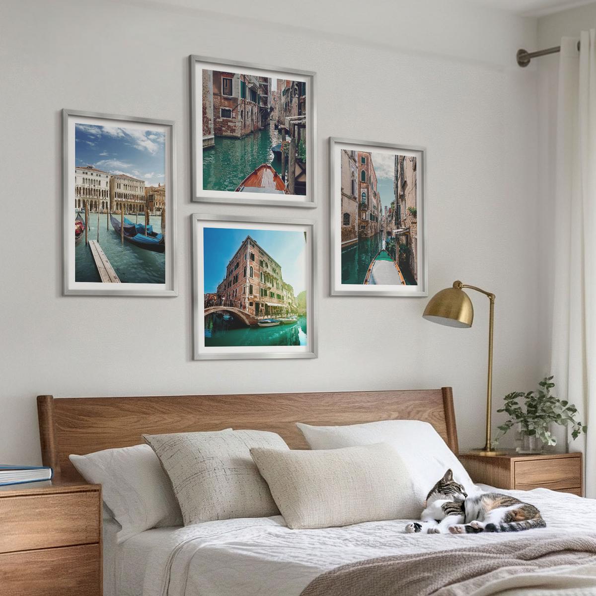 BILDER SET 4er Set - 50x50 cm & 40x60 cm Silberner Rahmen - Architektur der Kanäle von Venedig - Silberfarben, Kunststoff (50/50cm) - TULUP