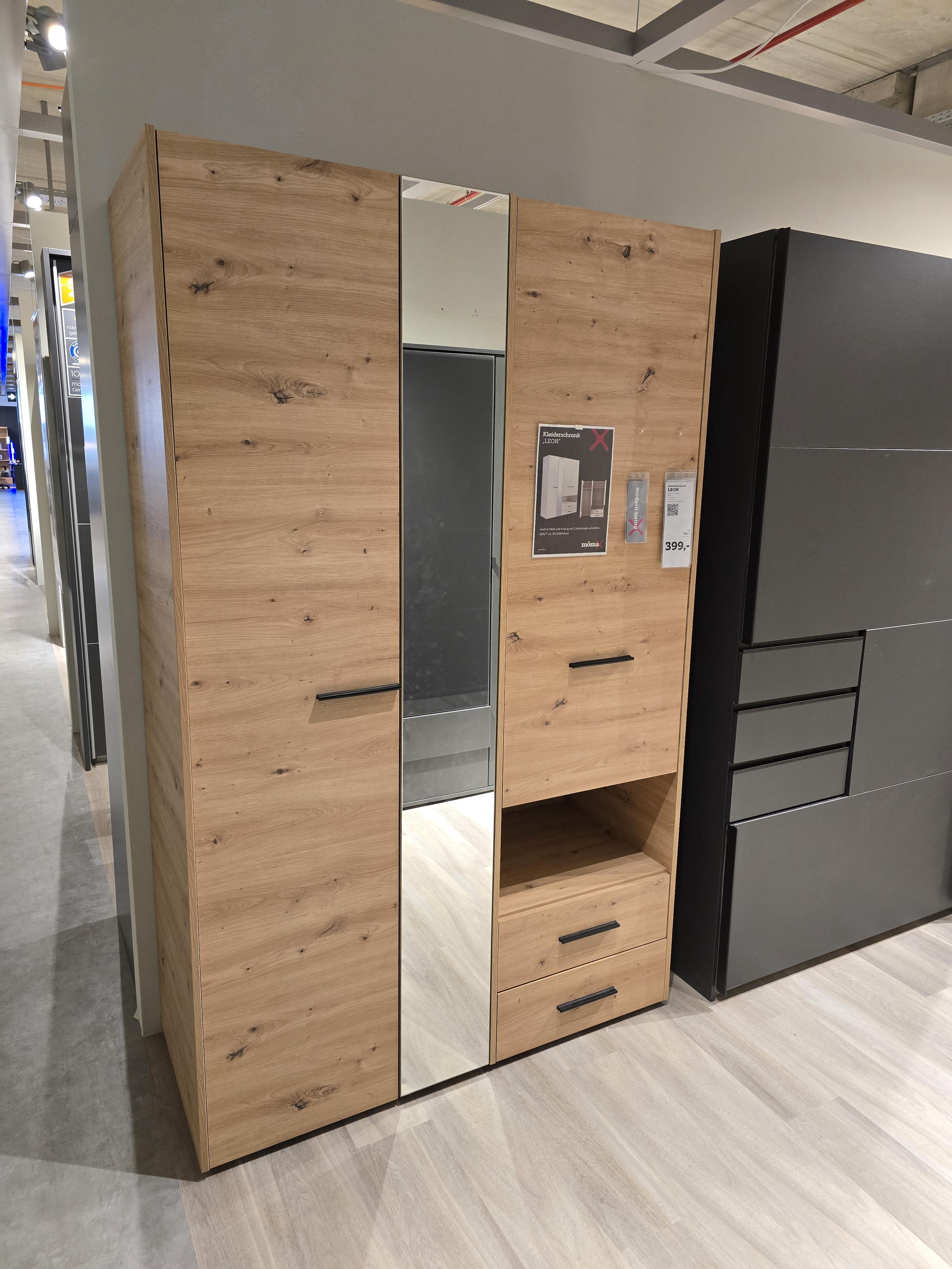 Kleiderschrank Leon