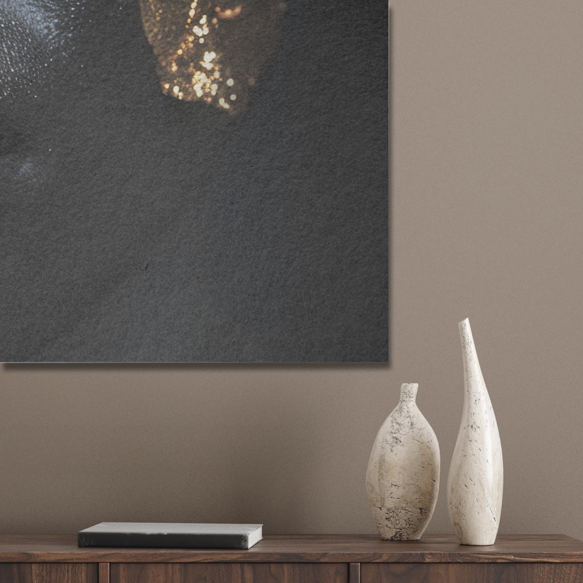 AKUSTIKBILD Frau - Gold - Porträt - Schwarz-Weiß - Luxus Wandbild Wohnzimmer 100x70 cm - Hellblau, Kunststoff (100/70/0.9cm) - MuchoWow