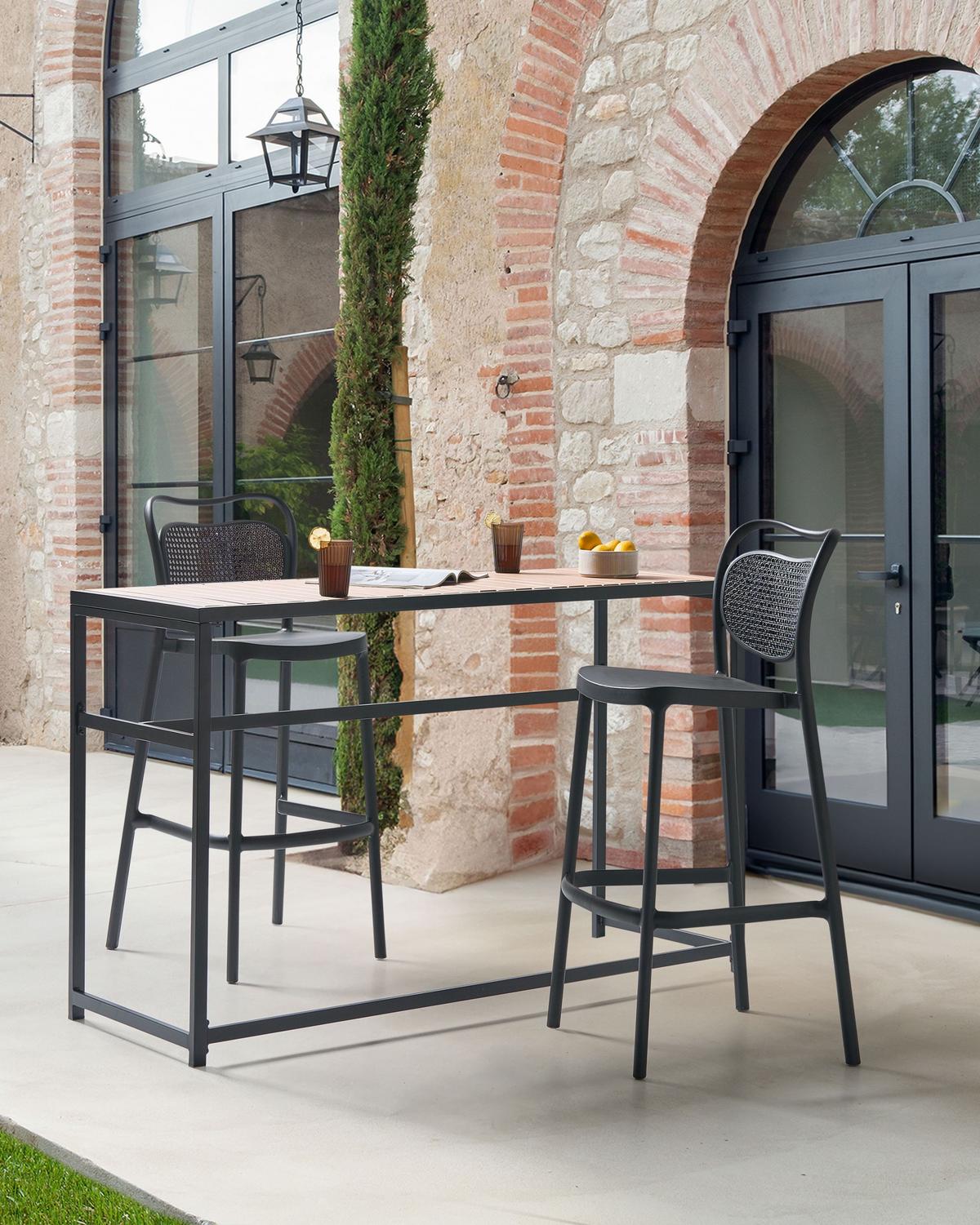 GARTEN-BARHOCKER 2er-Set Schwarz Celleno - Schwarz, Kunststoff (44/106/48cm) - Beliani