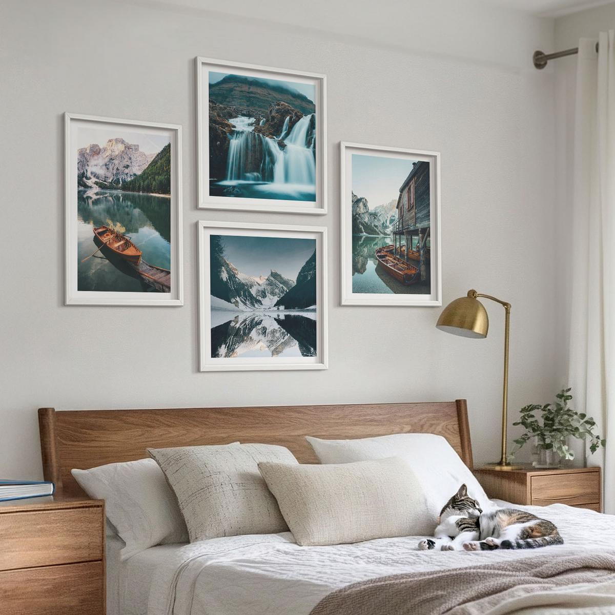 BILDER SET 4er Set - 50x50 cm & 40x60 cm Weißer Rahmen - Spiegelung der Boote auf Bergseen - Weiß, Kunststoff (50/50cm) - TULUP