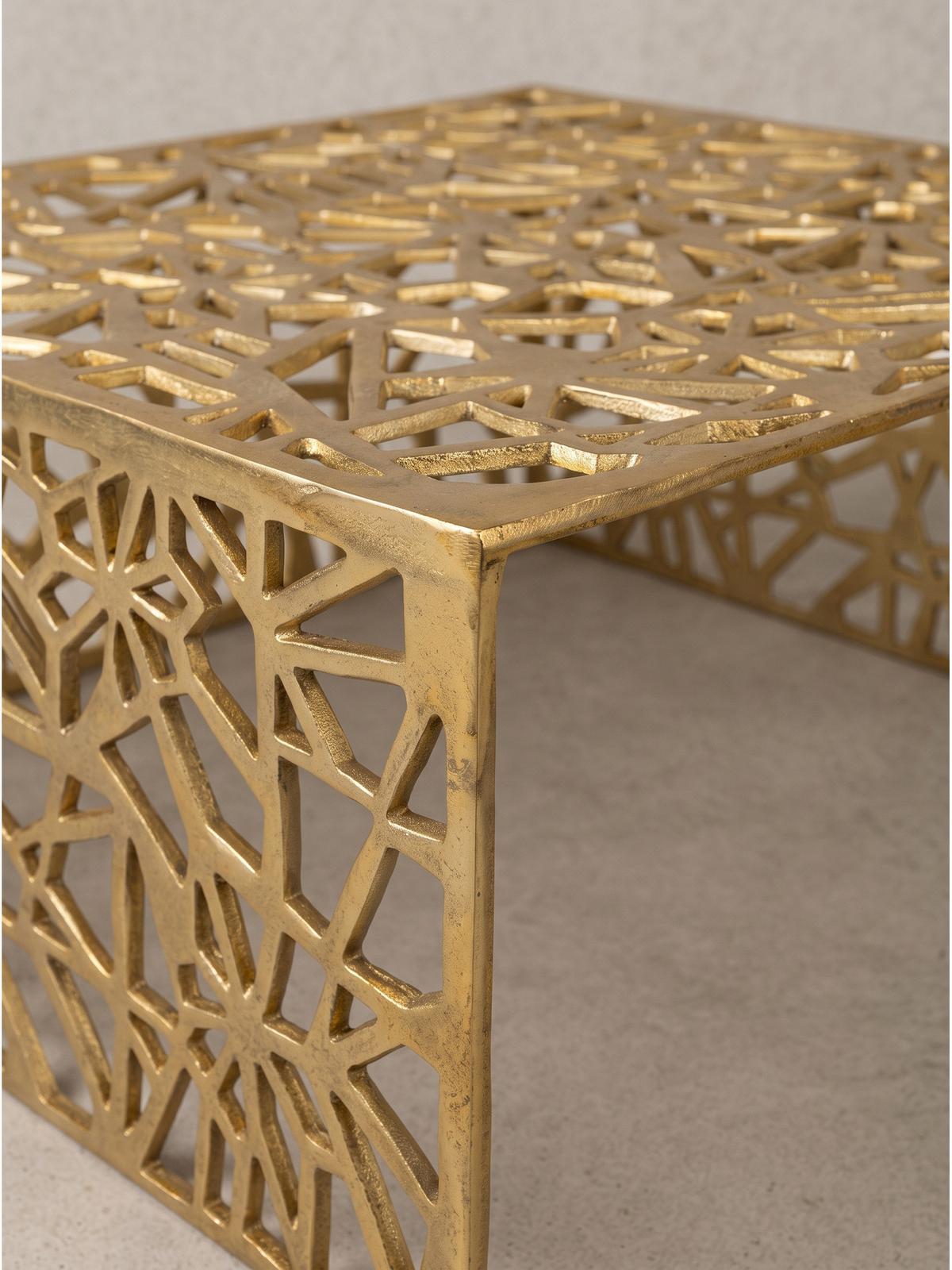 COUCHTISCH INDRE, Aluminium, handgefertigt, mit Astmuster, Gold, 60 x 60 x 31 cm - Goldfarben, Metall (60/60/31cm) - KADIMA DESIGN