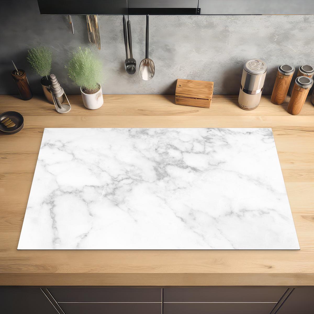HERDABDECKPLATTE Marmor - Grau - Weiß - Strukturierter Marmor Induktionsmatte 83x51 cm - Weiß, Kunststoff (83/51.5/0.2cm) - MuchoWow