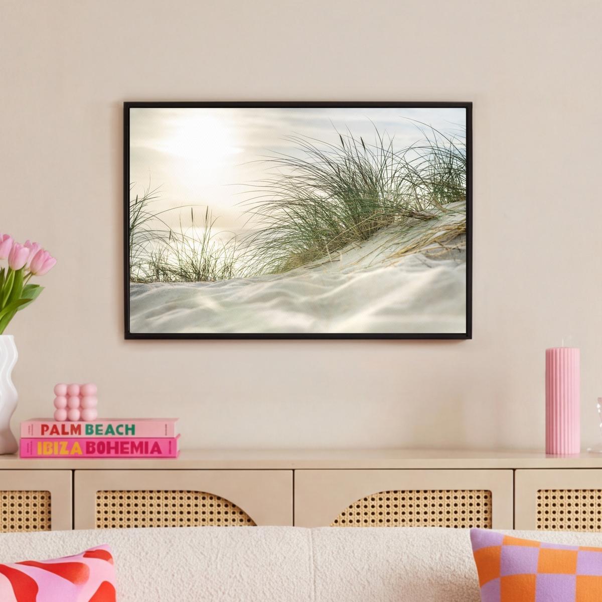 LEINWAND Bilder mit Rahmen - Dünen mit Strandhafer in der Sonne des Nationalparks Schleswig-Holsteinisches Wattenmeer - 60x40 - Creme, Textil (60/40cm) - MuchoWow