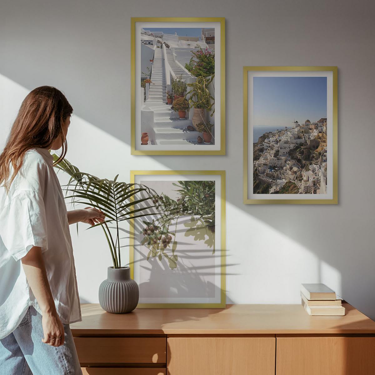 BILDER SET 3er Set - 40x60 cm Goldrahmen - Weiße Treppe mit Blick auf Santorini - Goldfarben, Kunststoff (40/60cm) - TULUP
