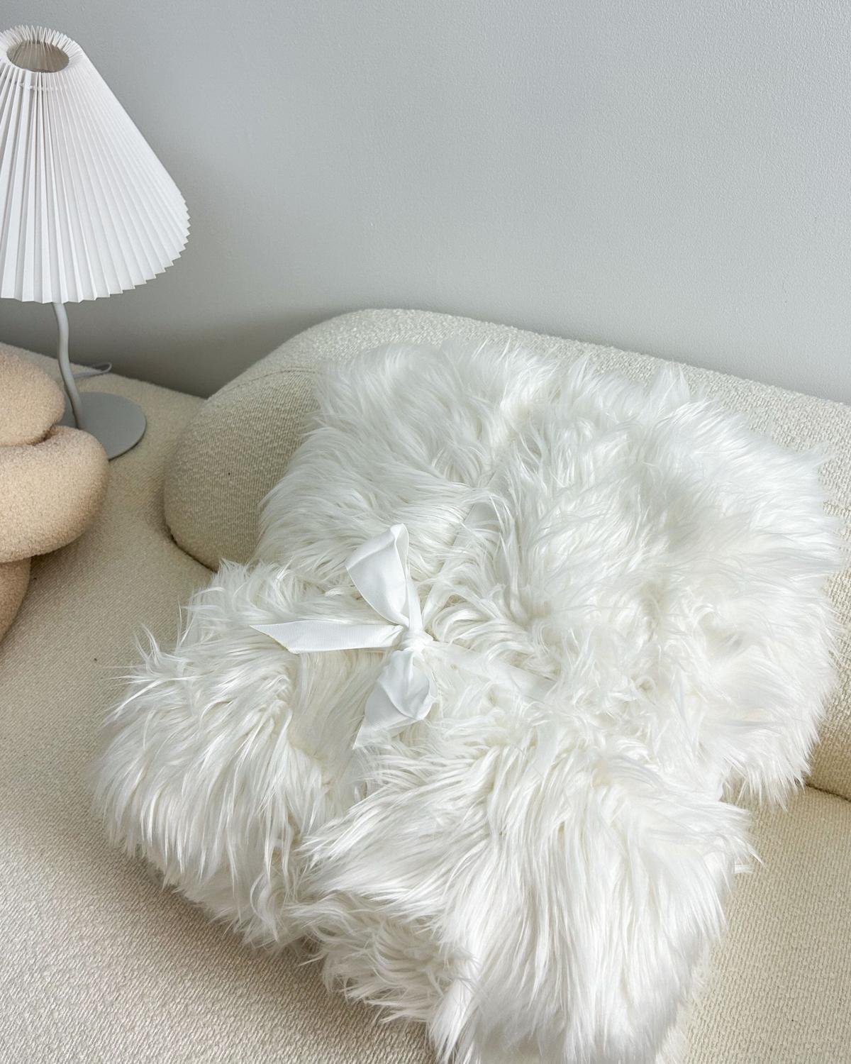 TAGESDECKE Weiß 150 x 200 cm Delice - Weiß, Textil (150/200cm) - Beliani