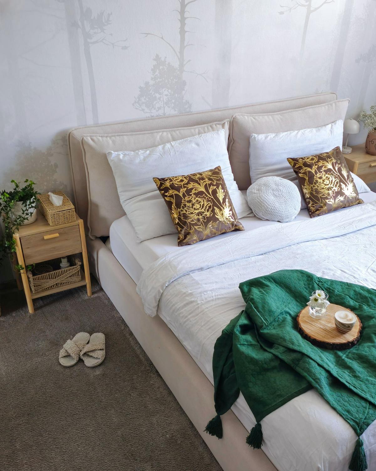 BETT mit Stauraum 180x200 cm Beige Bajonna - Beige, Textil (180/200cm) - Beliani