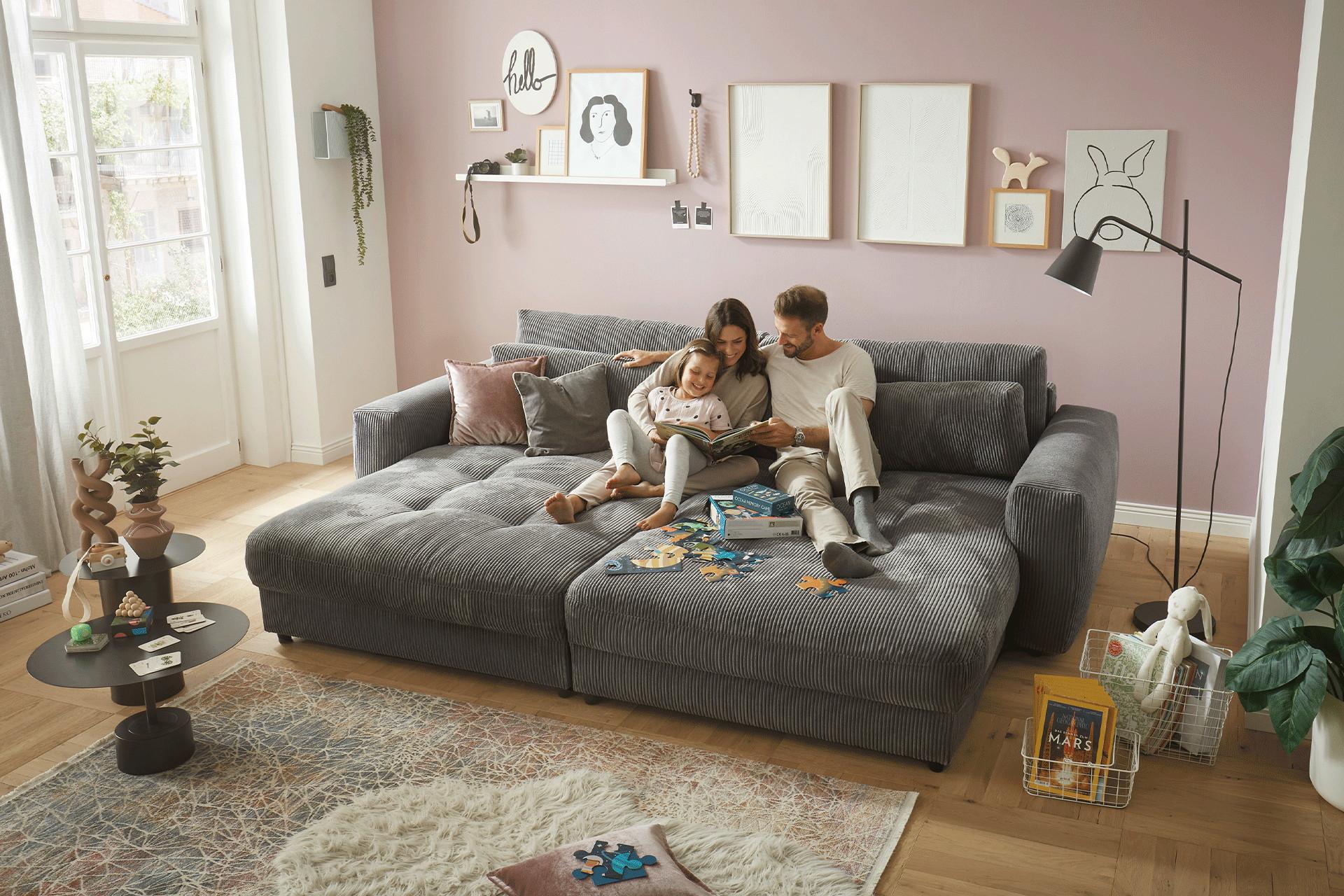 Sofas und Couches bei mömax – Stylische Möbel für jedes Zuhause