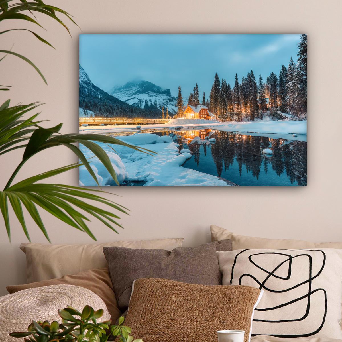 LEINWANDBILD Winterlandschaft - Natur - Haus - Berge - Schnee Gemälde 60x40 cm - Hellblau, Textil (60/40cm) - MuchoWow