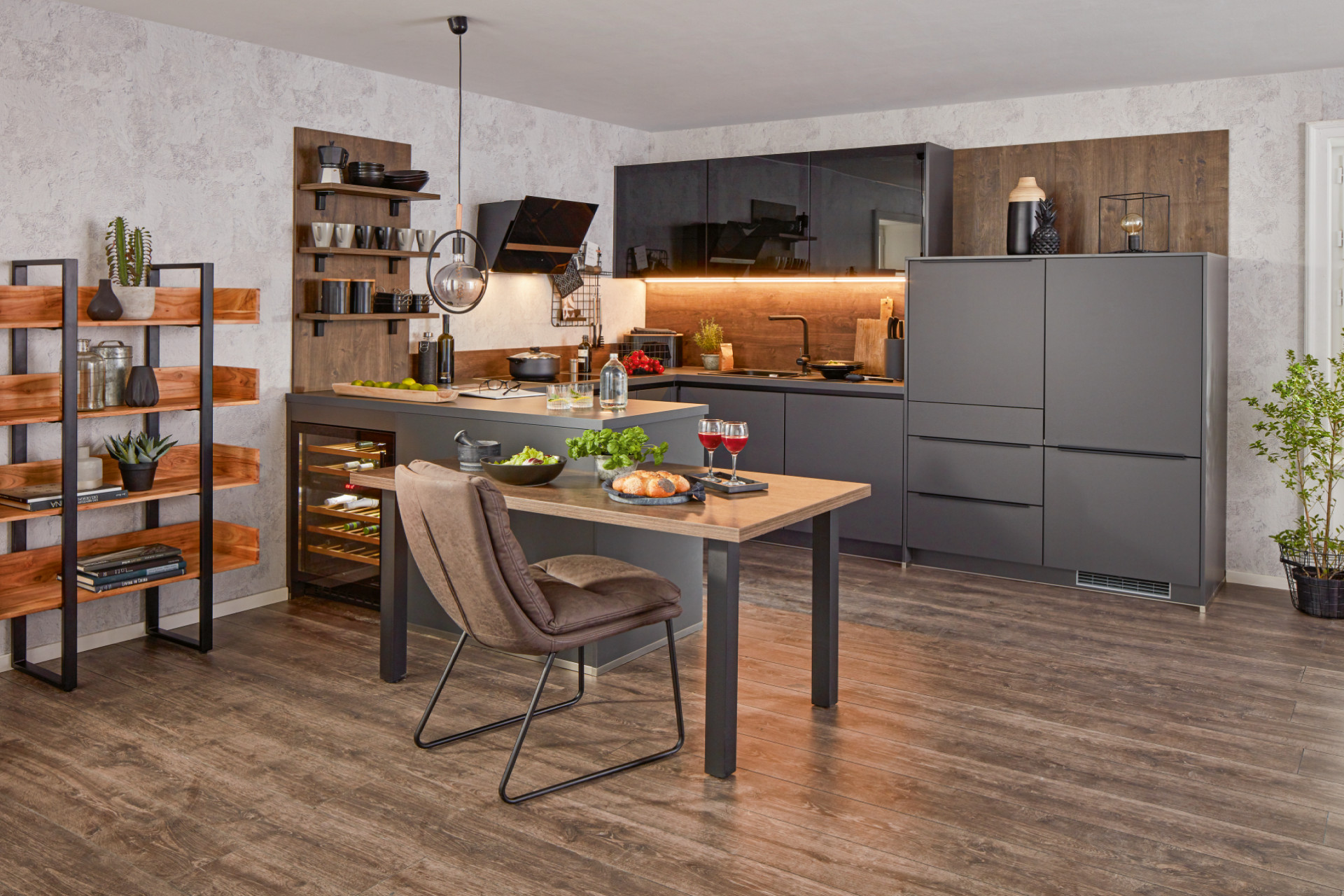 Kuchenfronten Kuchenfrongen Hochglanz Glasfronten Momax