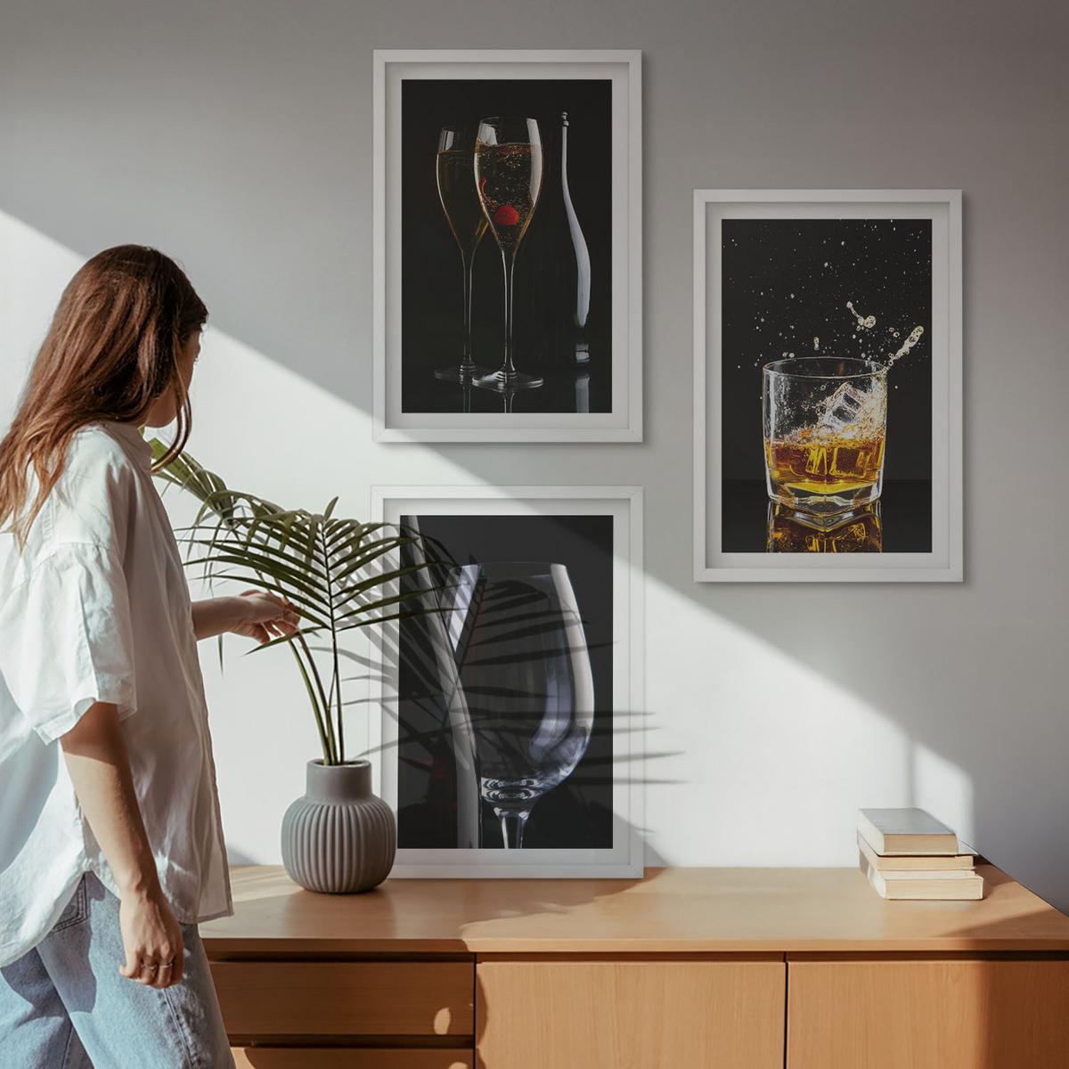 BILDER SET 3er Set - 40x60 cm Weißer Rahmen - Weingläser und Whiskygläser auf schwarzem Hintergrund - Weiß, Kunststoff (40/60cm) - TULUP