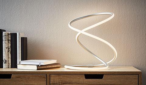 Sparsam und trotzdem extravagant, das vereinen LED-Lampen bei mömax.