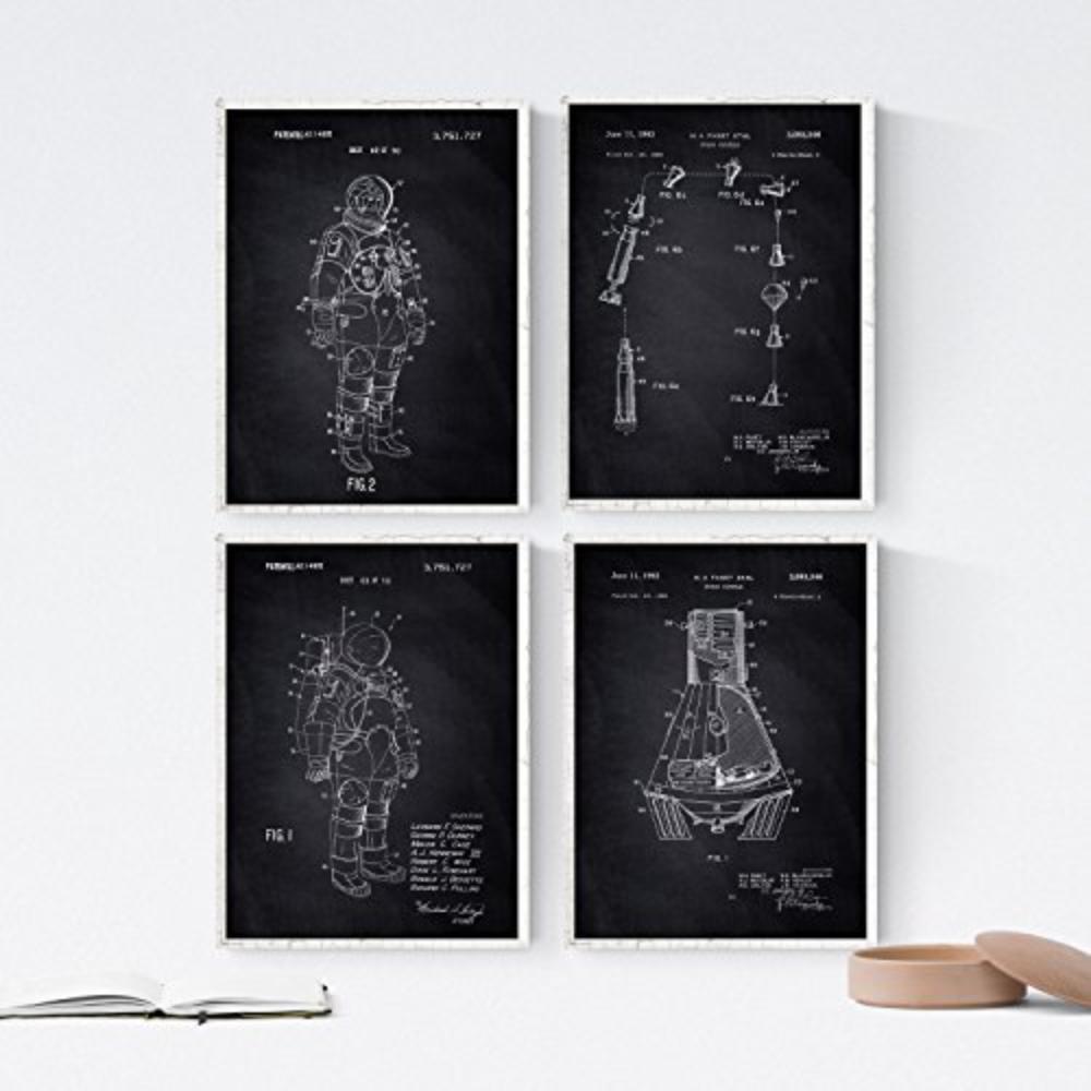 POSTER Set mit 4 Schwarz Astronaut Patenten A4 Schwarzer Rahmen - Schwarz, Papier (29.7/3cm) - Nacnic
