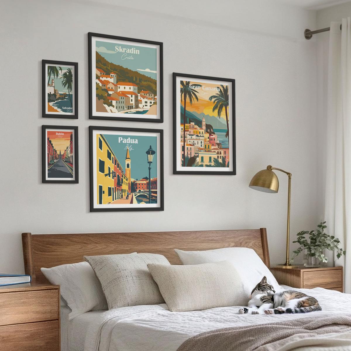 BILDER SET 5er Set - 50x50 cm & 20x30 cm & 40x60 cm Schwarzer Rahmen - Retro-Stadtansichten Sedona Sintra - Schwarz, Kunststoff (40/60cm) - TULUP