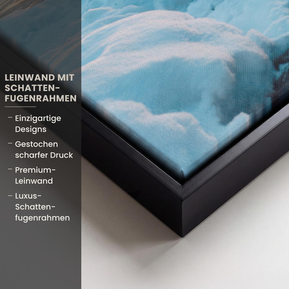 LEINWAND Bilder mit Rahmen - Winterlandschaft - Natur - Haus - Berge - Schnee - 100x70 - Hellblau, Textil (100/70cm) - MuchoWow