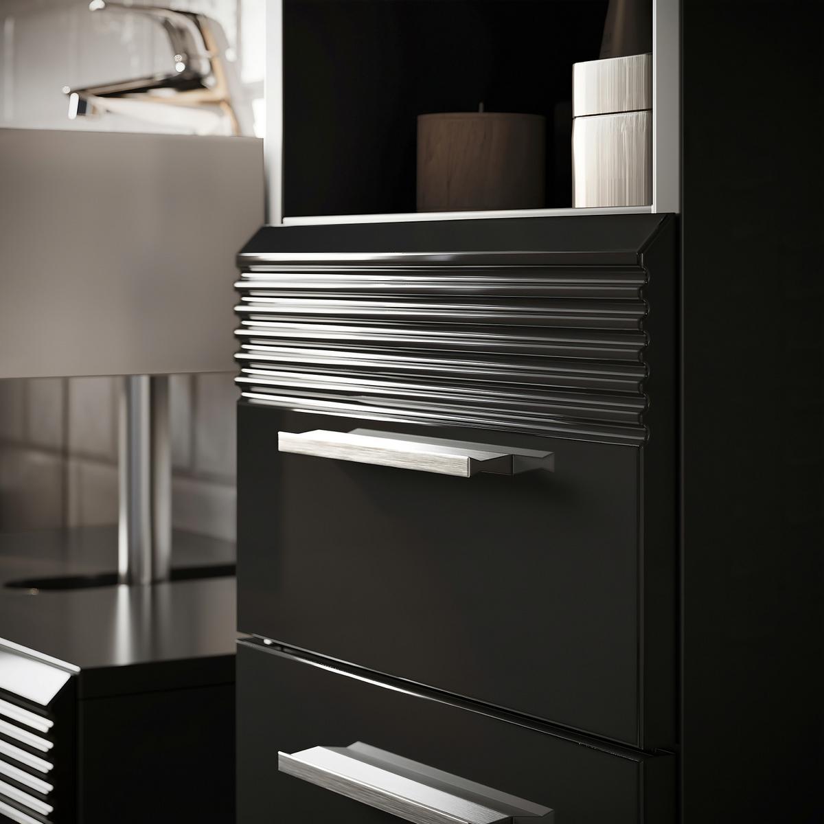 HOCHSCHRANK in schwarz Hochglanz, Badschrank 182 cm - Schwarz Hochglanz/Silberfarben, Holzwerkstoff/Kunststoff (30/182/31cm) - Inn.Furn