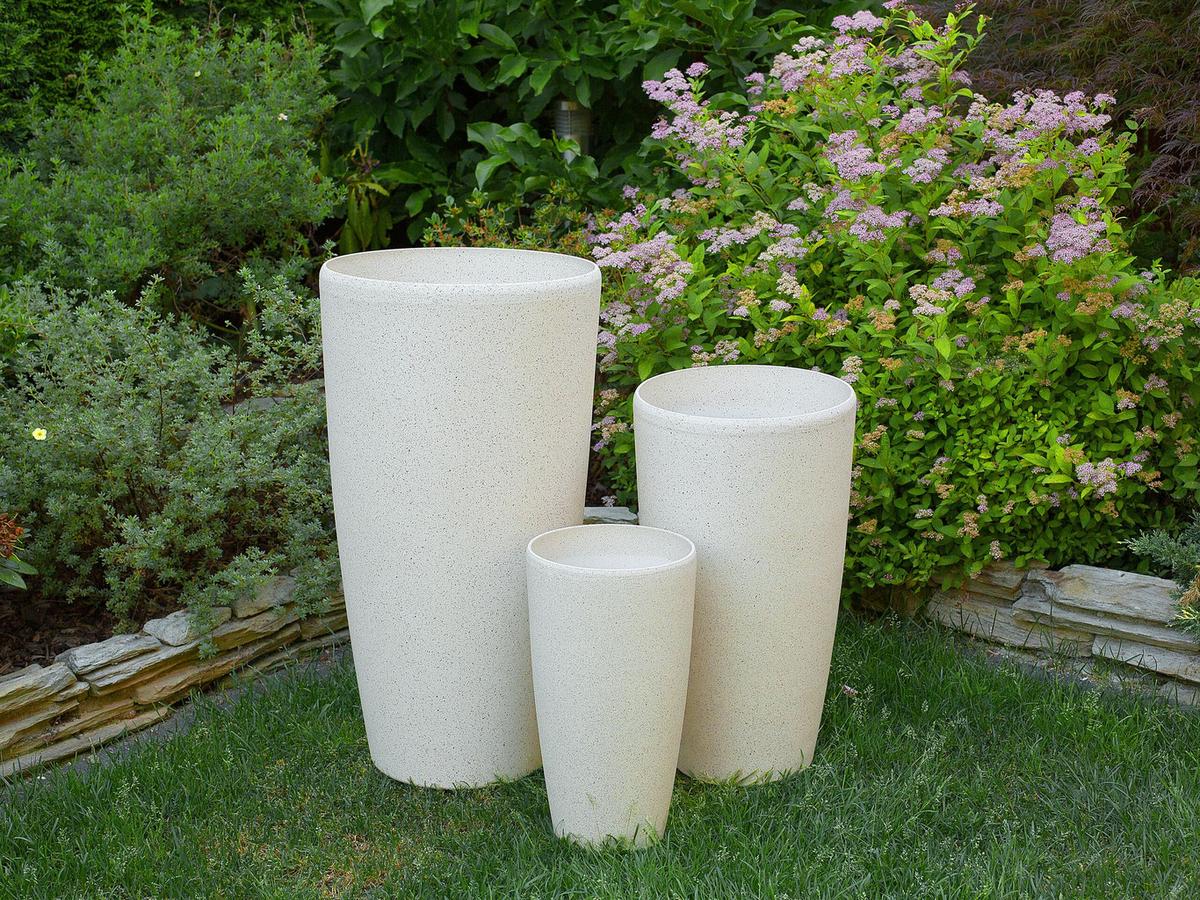 BLUMENTOPF 2er-Set hellbeige rund 31/31/58 cm Abdera - Beige, Stein (58cm) - Beliani