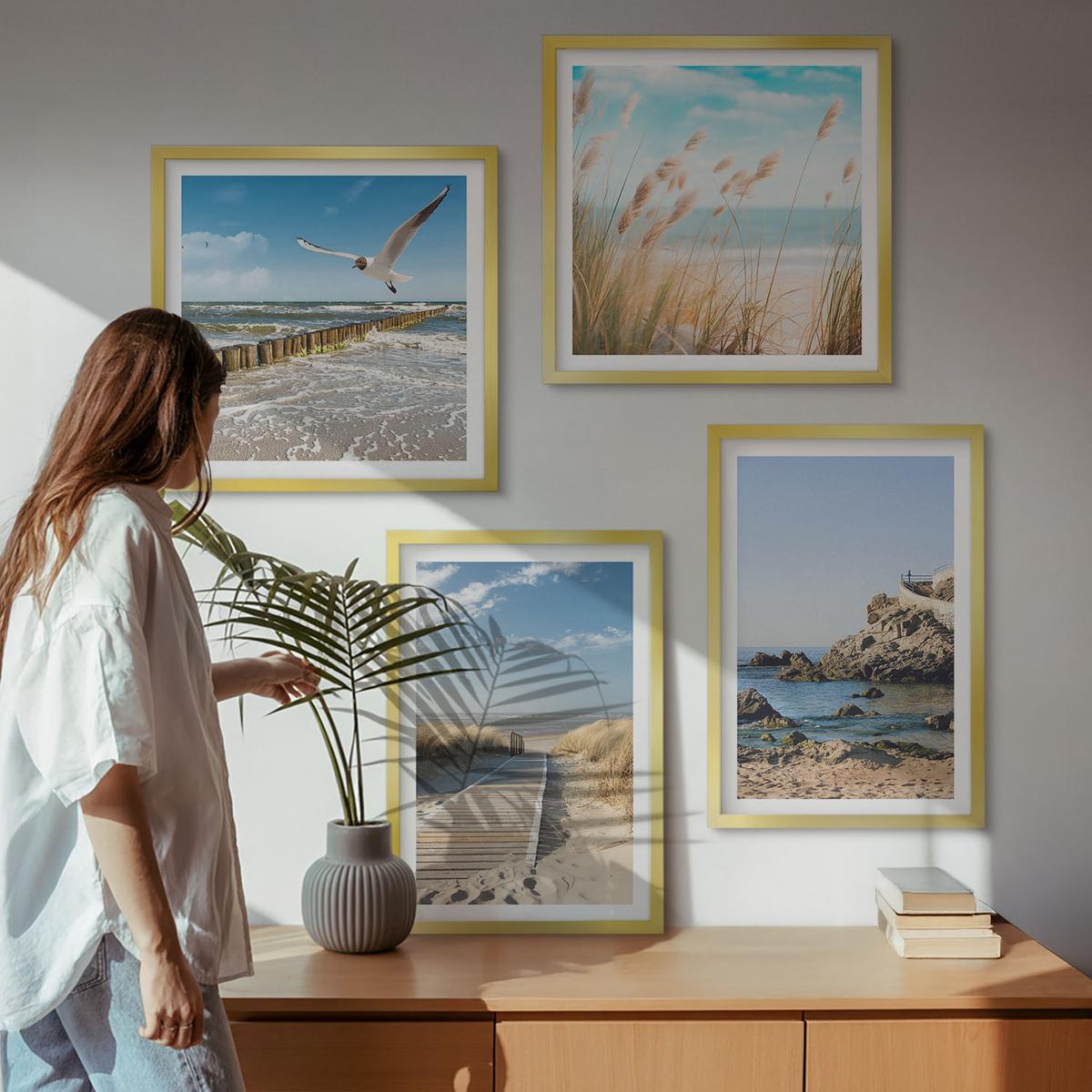 BILDER SET 4er Set - 50x50 cm & 40x60 cm Goldrahmen - Strand Holzsteg Klippen - Goldfarben, Kunststoff (50/50cm) - TULUP