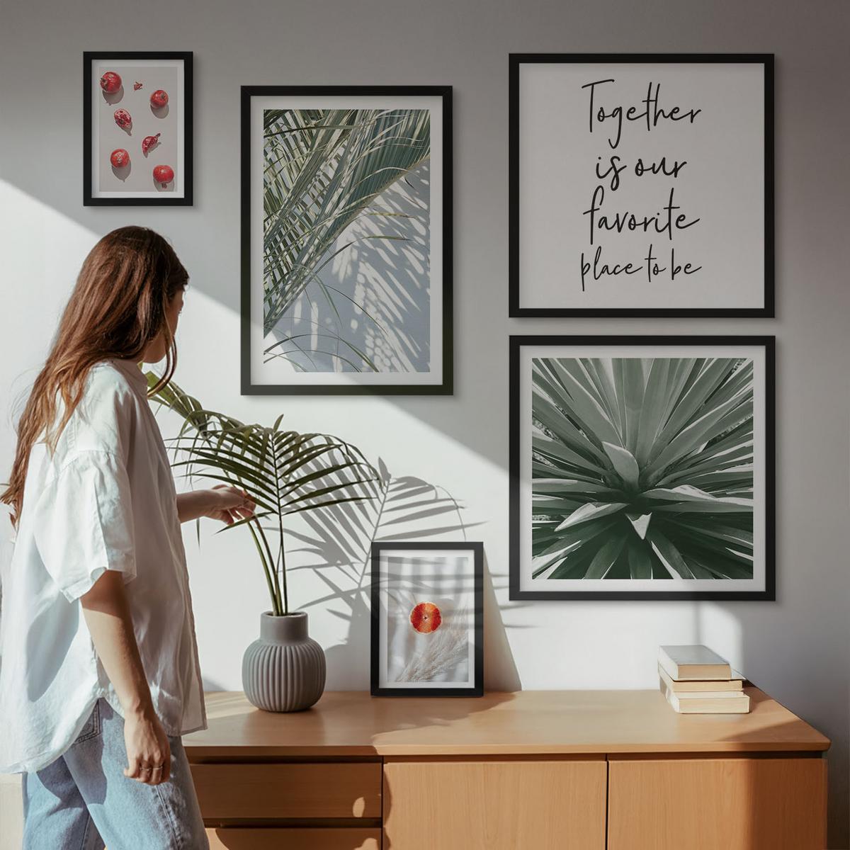 BILDER SET 5er Set - 50x50 cm & 20x30 cm & 40x60 cm Schwarzer Rahmen - Feiertags-Palmenfrucht-Inschrift - Schwarz, Kunststoff (40/60cm) - TULUP