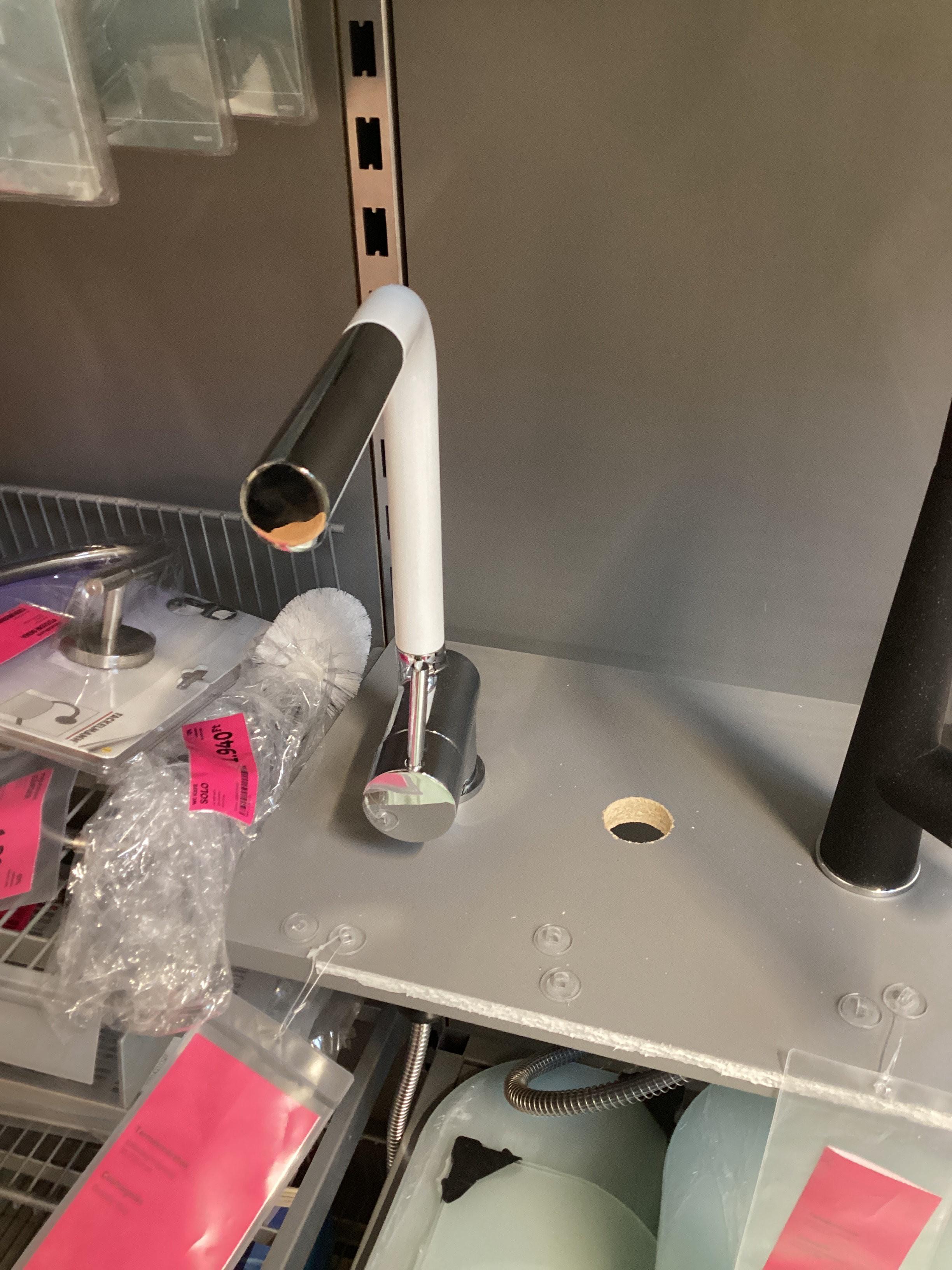 CSEPEL OUTLET KONYHAI CSAPTELEPEKET BCAW730 ASTER