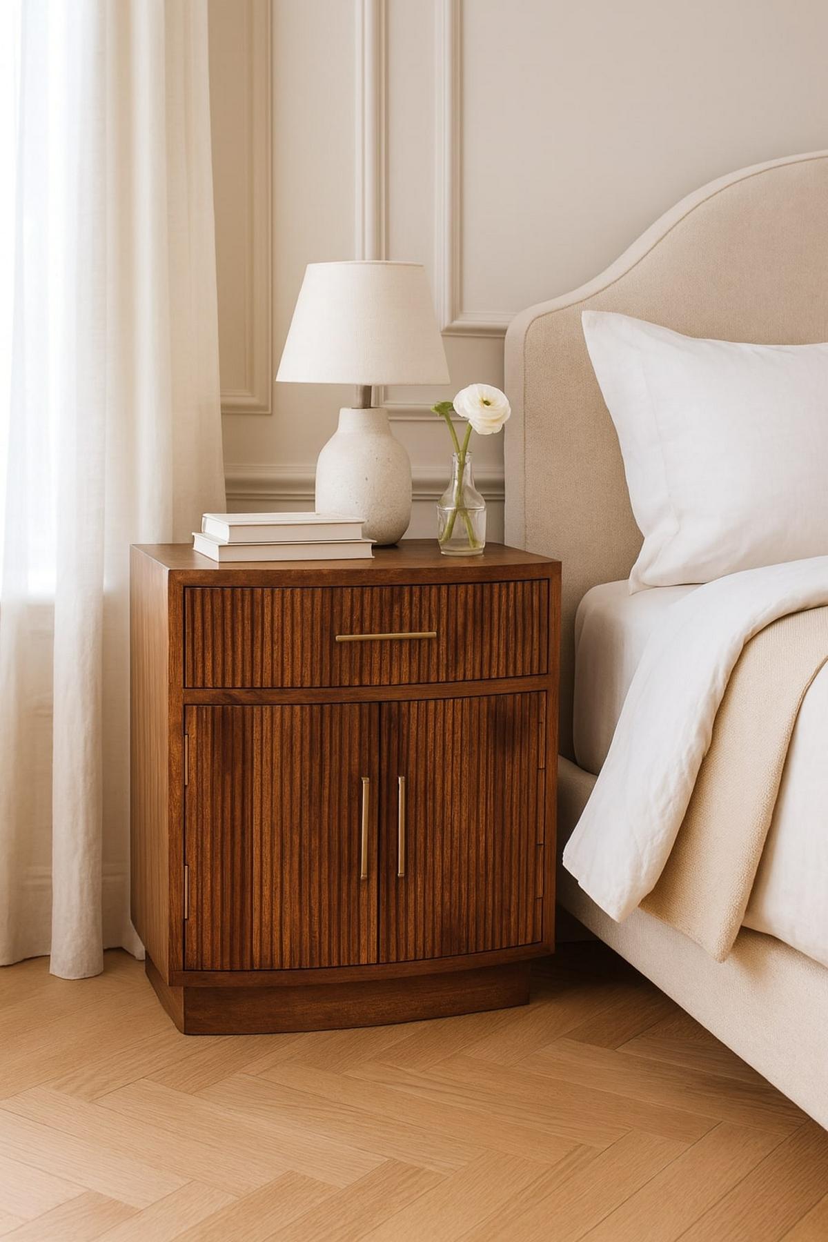 NACHTKASTEN Massivholz Geschwungen Geriffelt, 1 Schublade und 2 Regale mit Türen, Dunkelbraun - Hellbraun/Messingfarben, Holz/Metall (50/60/40cm) - Artisan Furniture