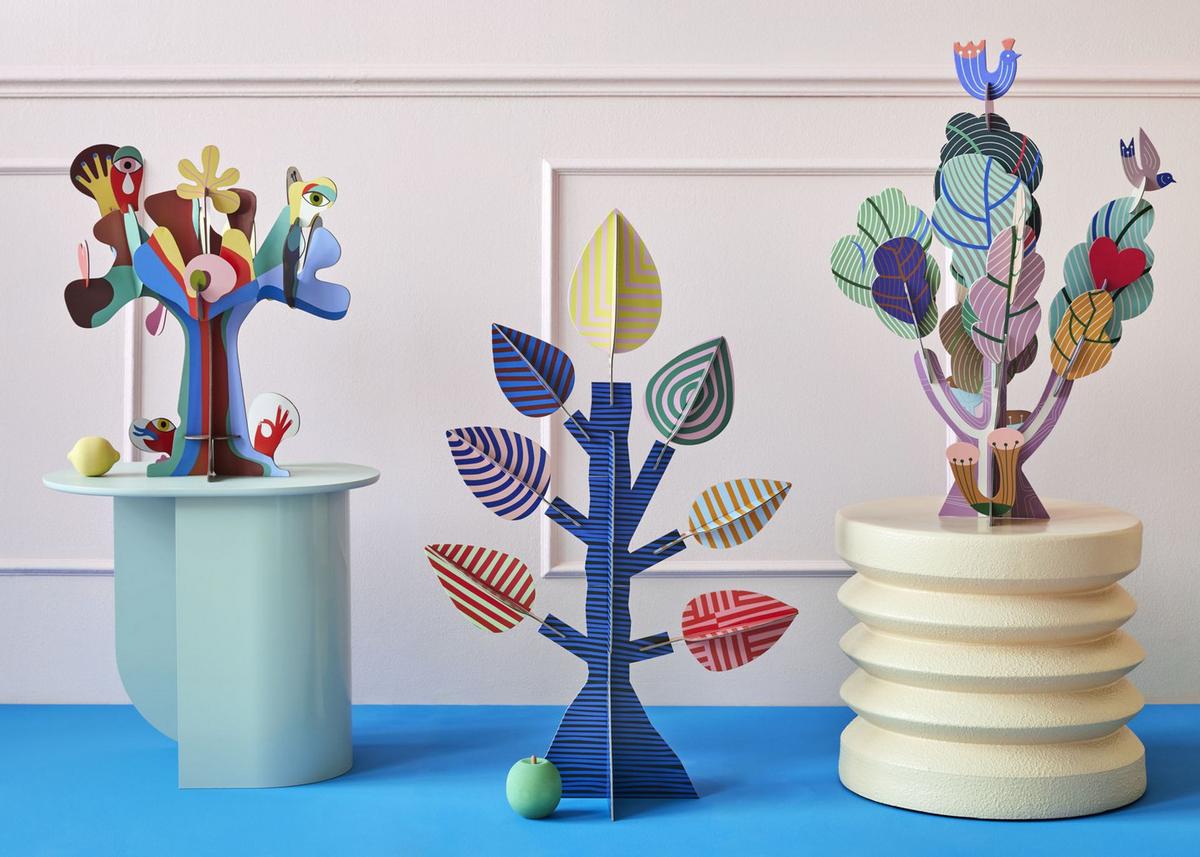 DEKOFIGUR Gestreifter Baum 22.9/74 cm - Multicolor, Wellpappe (22.9/74/46cm) - Studio Roof
