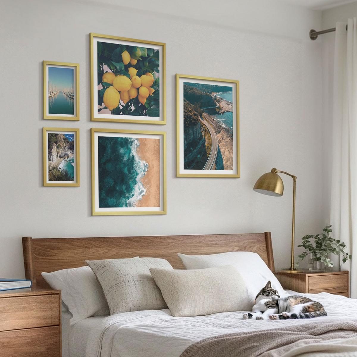 BILDER SET 5er Set - 50x50 cm & 20x30 cm & 40x60 cm Goldrahmen - Straßen am Meer, ein Meer aus Zitronen - Goldfarben, Kunststoff (40/60cm) - TULUP