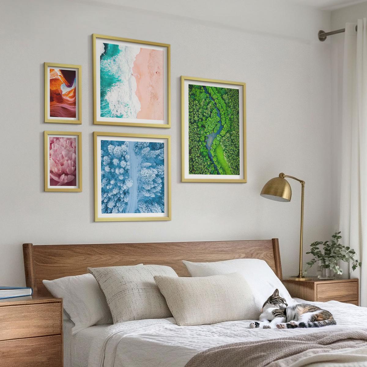 BILDER SET 5er Set - 50x50 cm & 20x30 cm & 40x60 cm Goldrahmen - Pferde, Bewegung, Strand, Leuchtturm, Berge - Goldfarben, Kunststoff (40/60cm) - TULUP