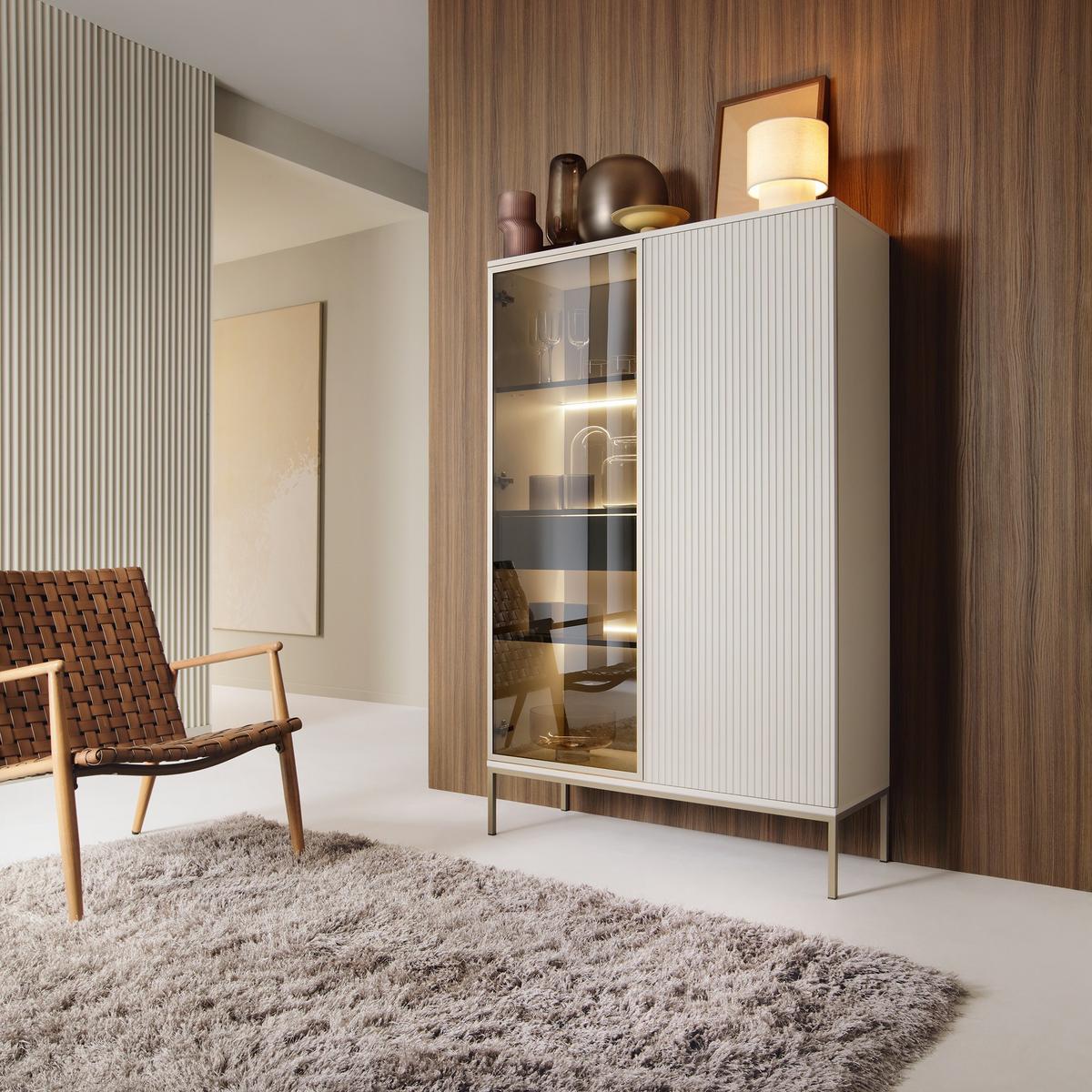 VITRINE SENTIERO 104 / 166 cm mit LED in Kaschmir - Kaschmir, Holzwerkstoff (104/166/39cm) - MASSENO