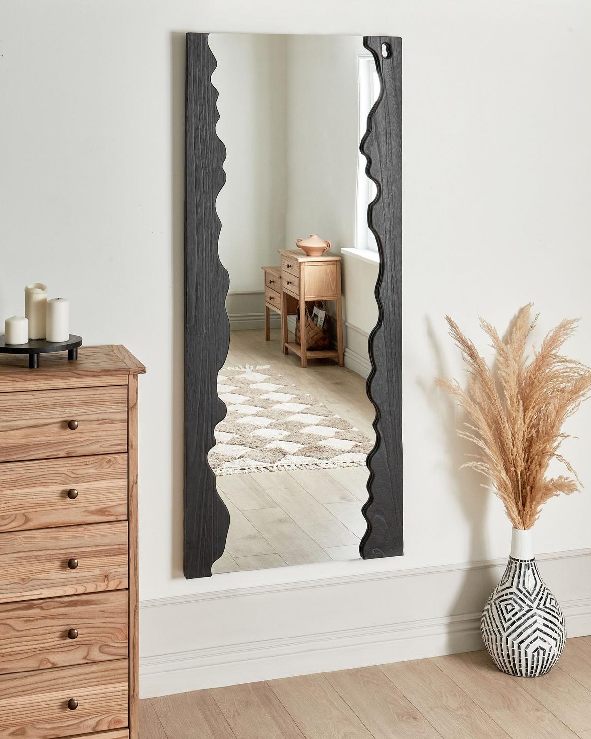 WANDSPIEGEL 75/175 cm Paulownia-Holz Schwarz Saullcet - Schwarz, Holz (75/175/4cm) - Beliani