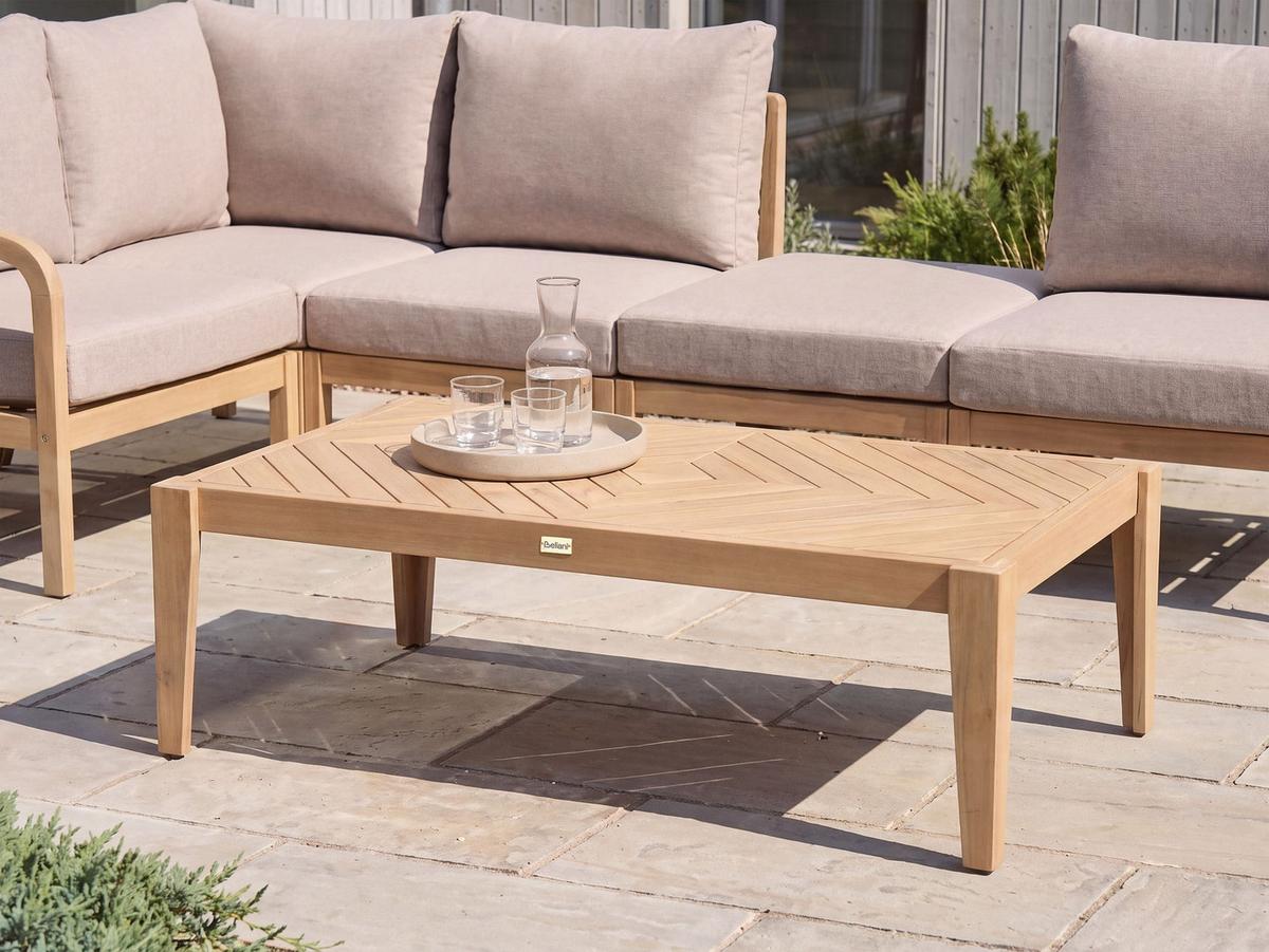 OUTDOOR-COUCHTISCH 123/68 cm Akazienholz Hellbraun Rivello - Hellbraun/Braun, Holz (123/68/35cm) - Beliani