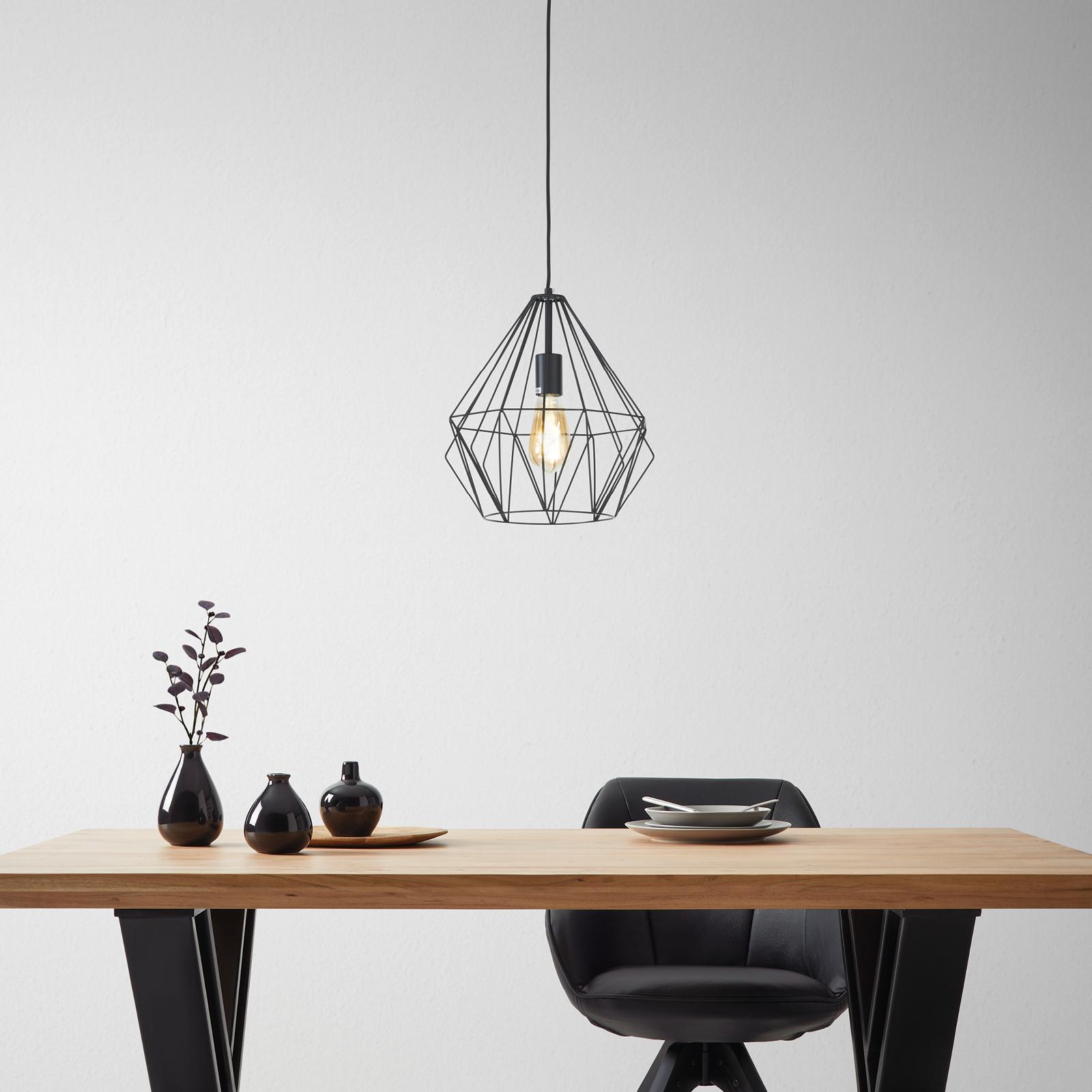 Czarna lampa wisząca