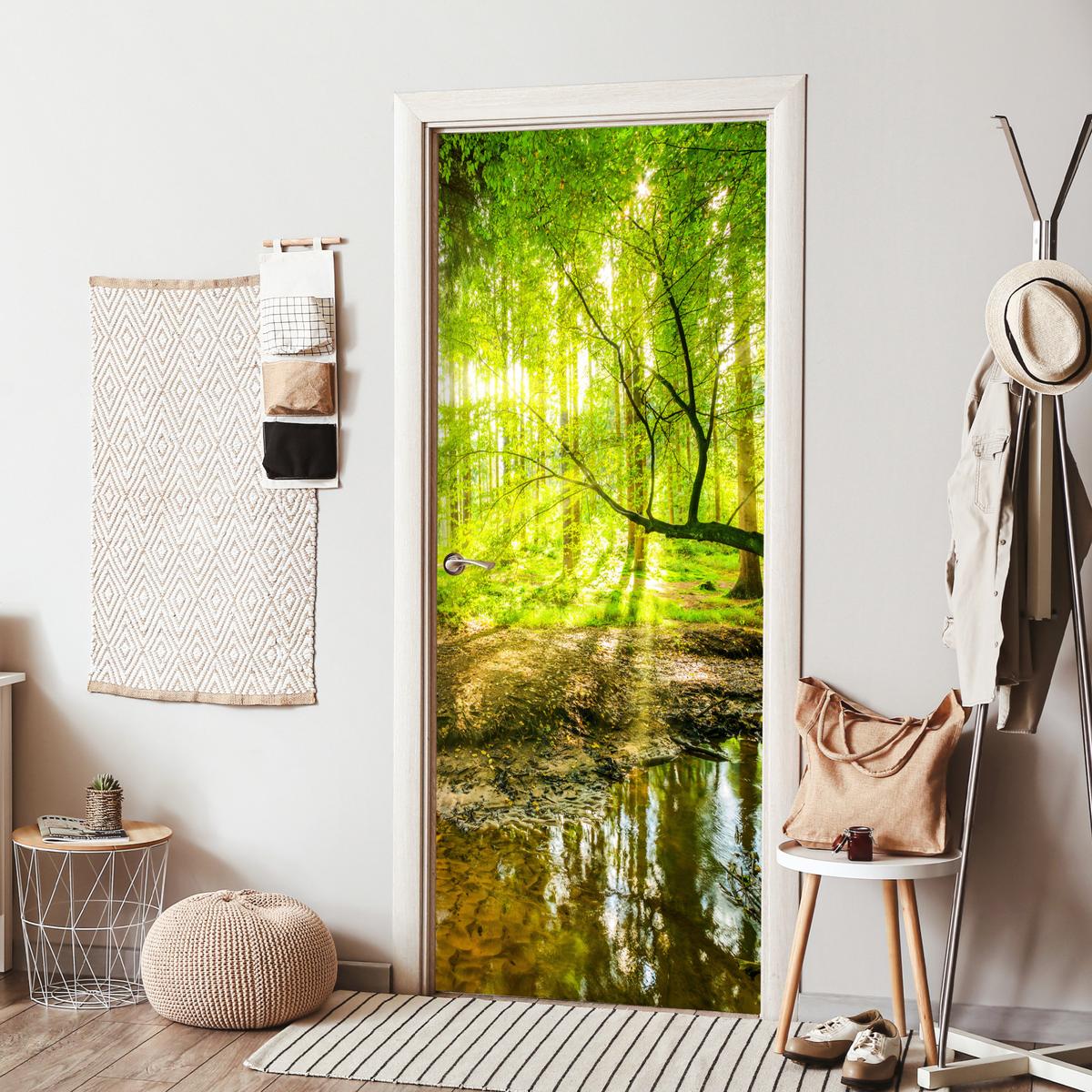 TÜRAUFKLEBER Wald - Landschaft - Wasser - Bäume - Sonne - Grün - Natur 85x215 cm - Türtapete - Hellgrün, Kunststoff (85/0.1cm) - MuchoWow