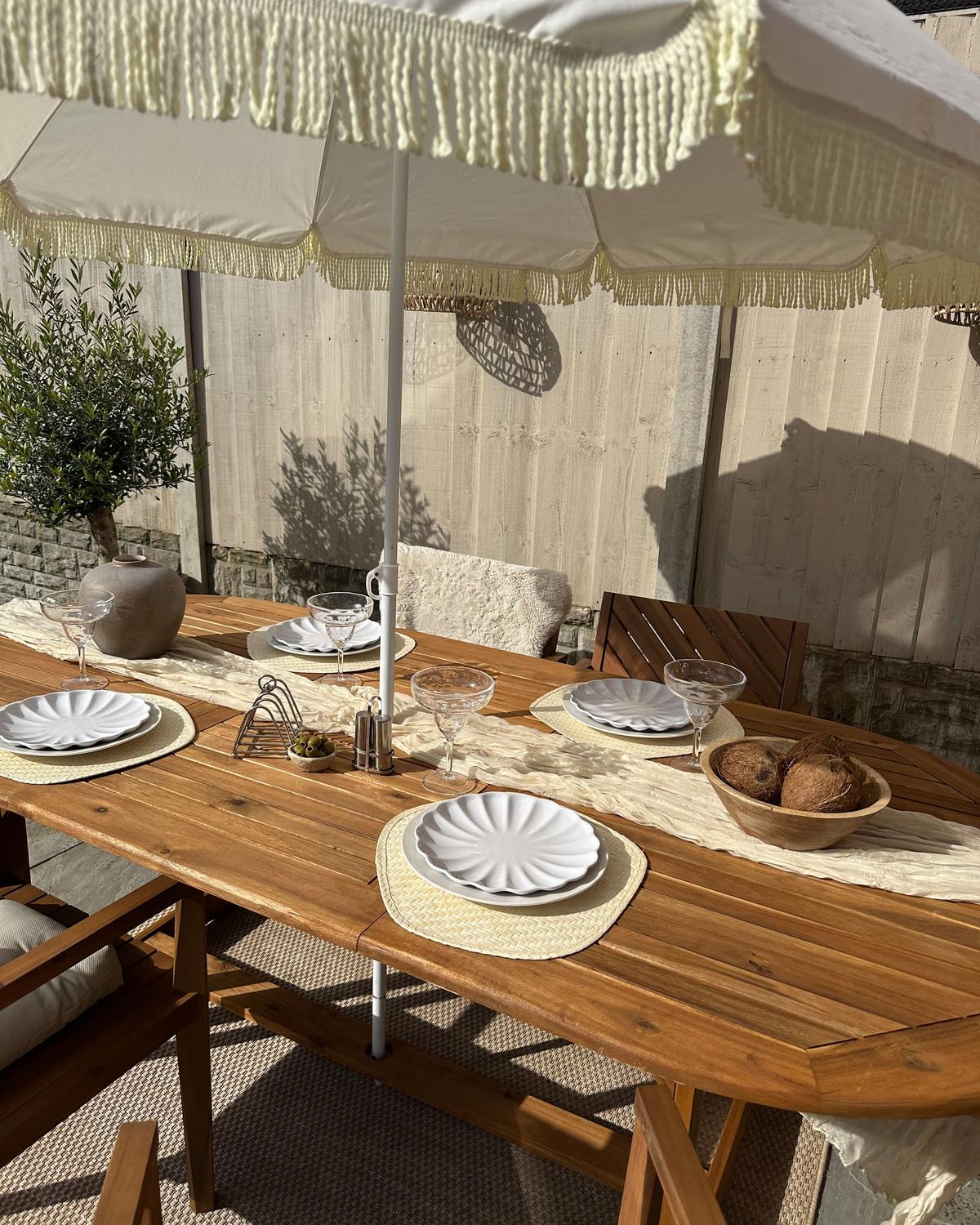 GARTENSTUHL 4er-Set Akazienholz hellbraun Baratti - Hellbraun, Holz (55/82/40cm) - Beliani