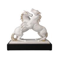 DEKOFIGUR PFERDE ARTISTE ER ALEGRIA Studio 8 Chevaux weiß-gold 32 cm - Goldfarben/Weiß, Keramik (16.5/29/32cm) - Goebel